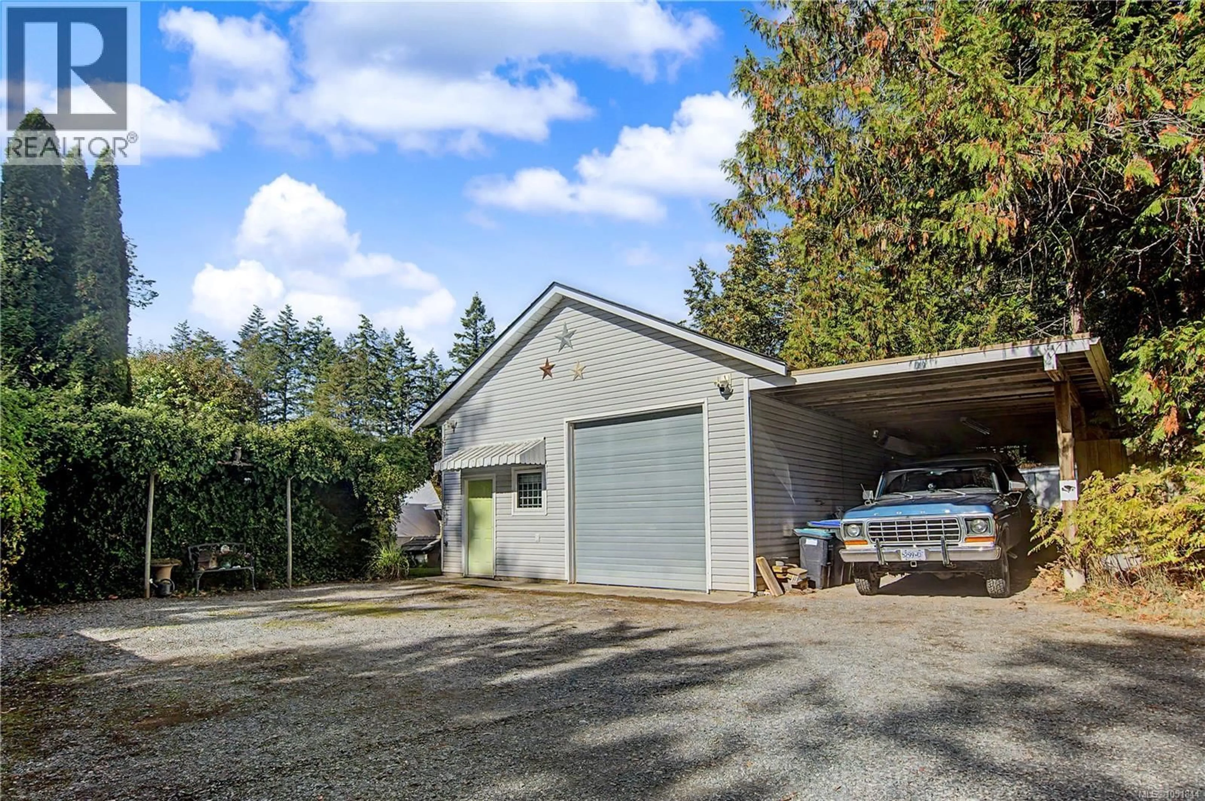 Indoor garage for 2060 HUDDINGTON ROAD, Nanaimo British Columbia V9X1M1