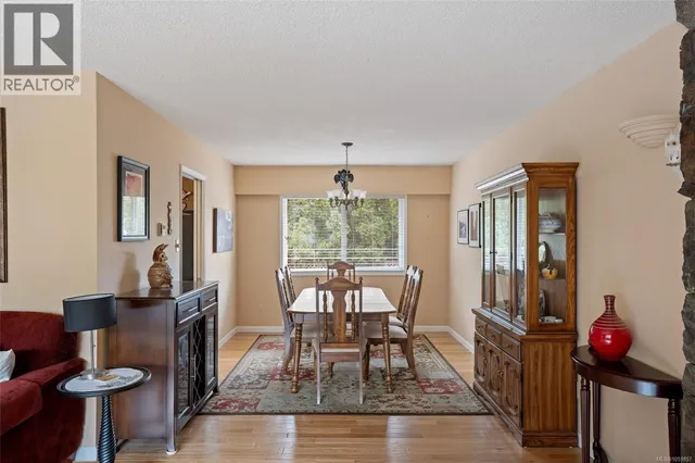 3906 BRAEFOOT ROAD, Saanich 5