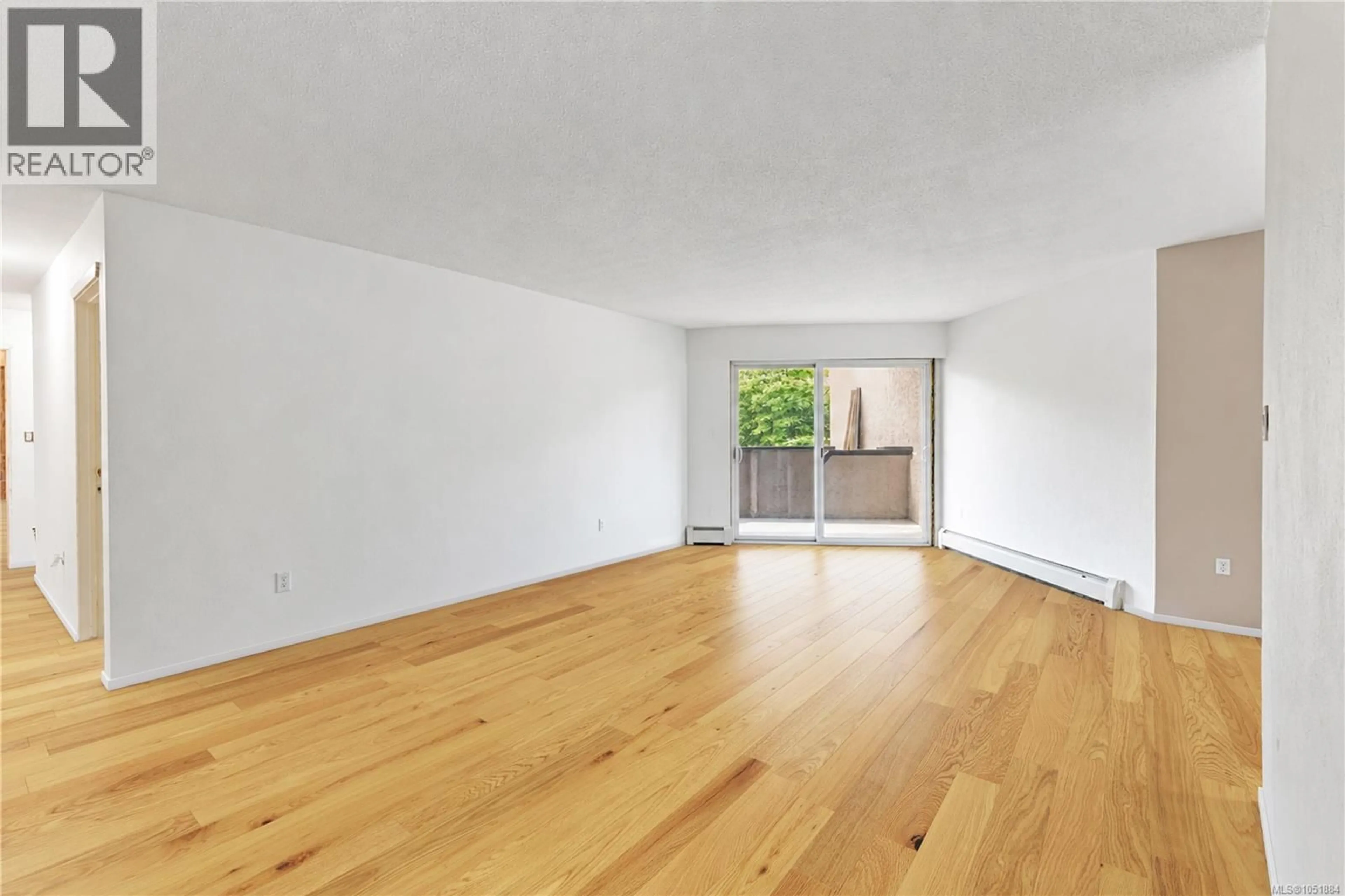 A pic of a room for 206 - 3800 QUADRA STREET, Saanich British Columbia V8X1H8