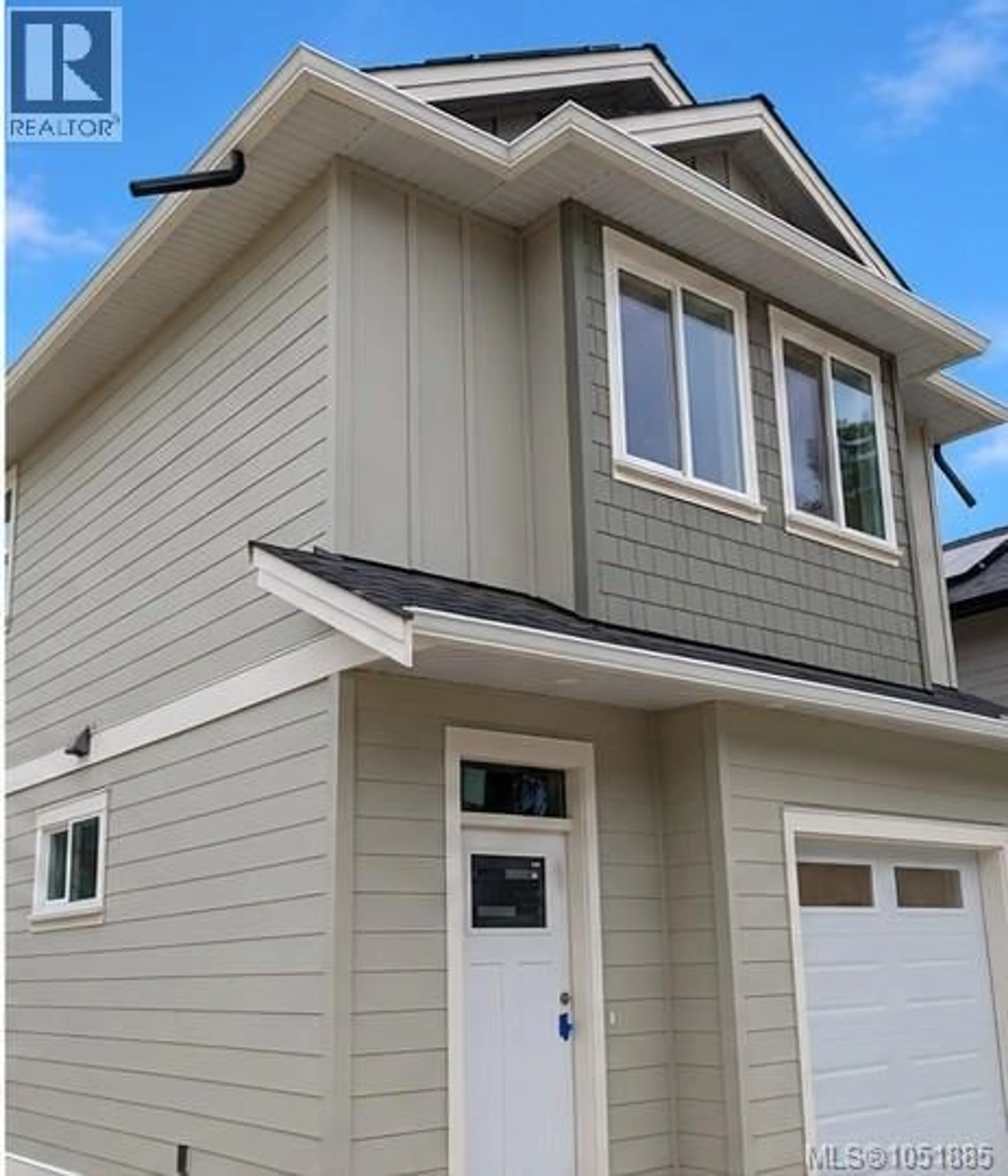 Home with vinyl exterior material, street for 1324 MCKINLEY ROAD, Ladysmith British Columbia V9G1R2