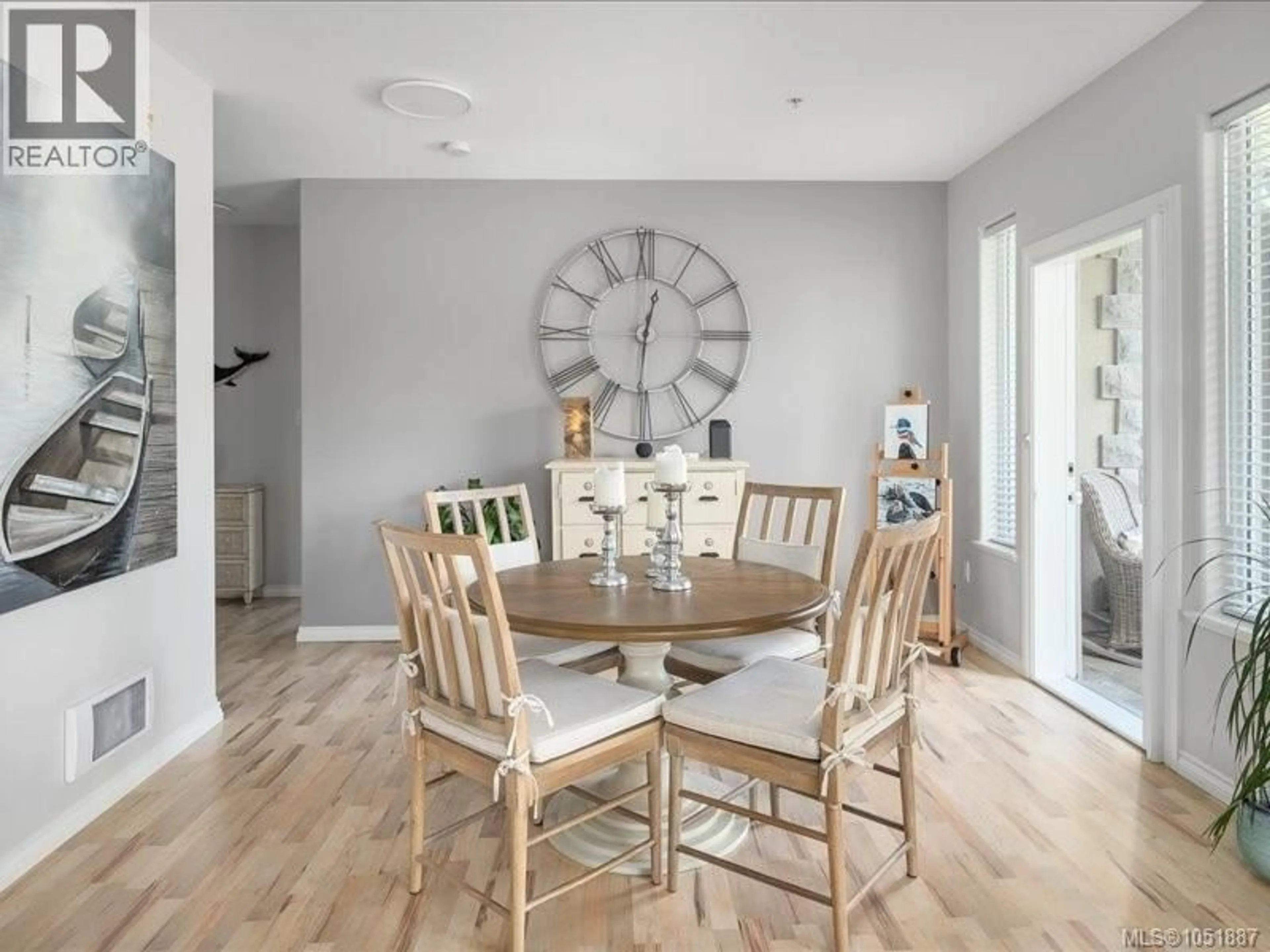 Dining room, wood/laminate floor for 107 - 399 WEMBLEY ROAD, Parksville British Columbia V9P2E9