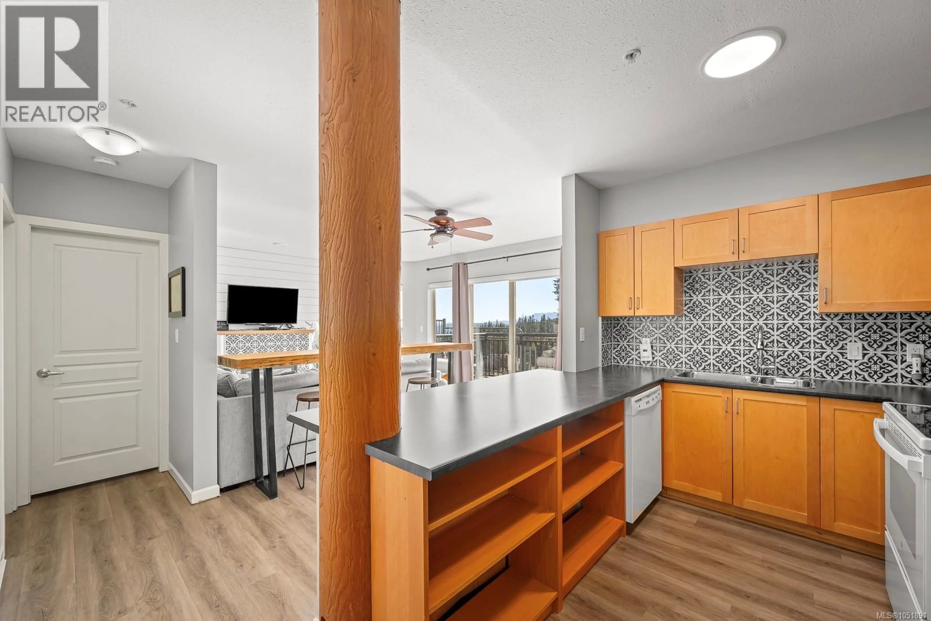 Open concept kitchen, unknown for 111 - 1280 ALPINE ROAD, Courtenay British Columbia V9J1L0