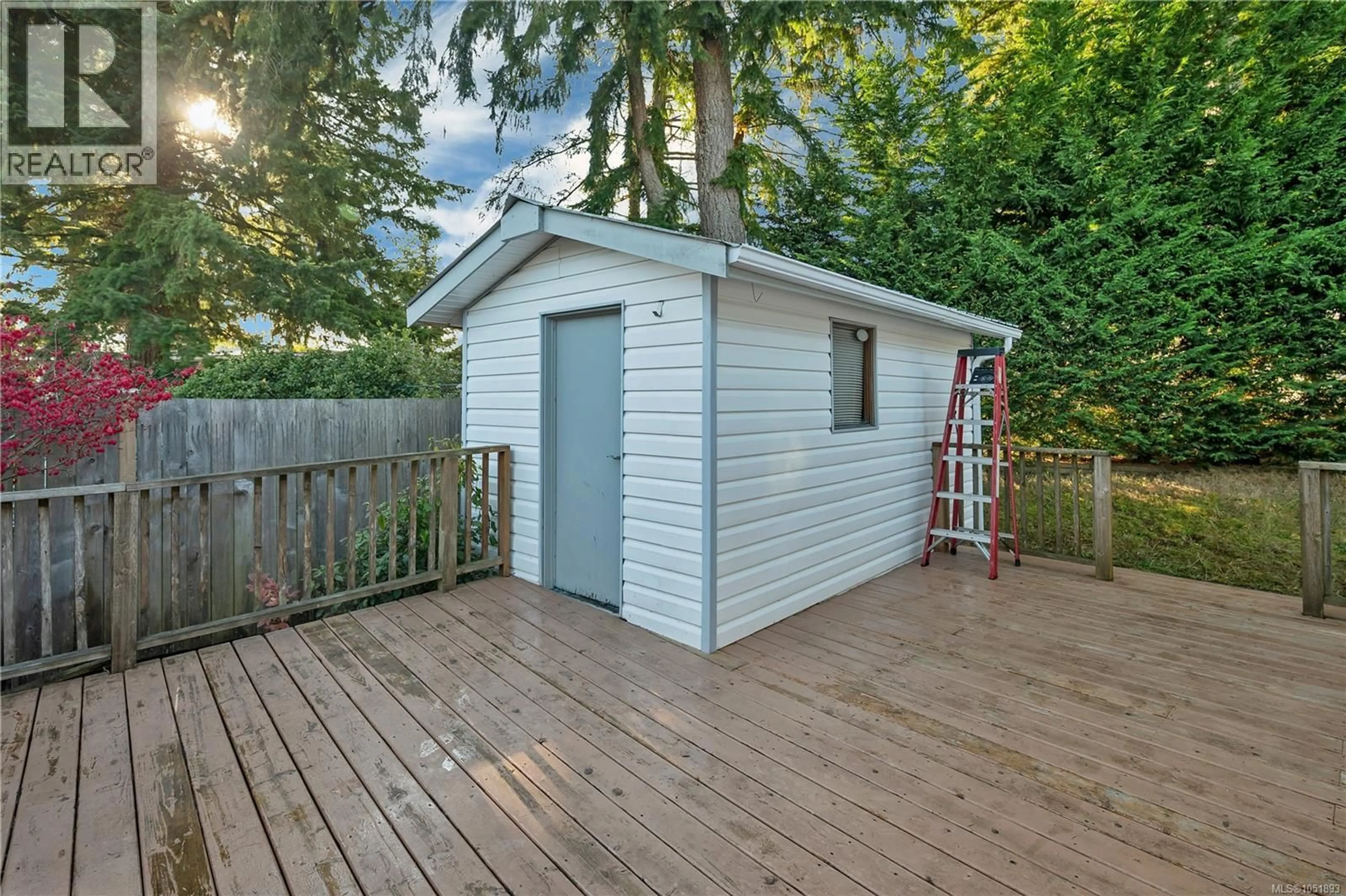 Shed for 204 - 3120 ISLAND HIGHWAY, Campbell River British Columbia V9W5G1