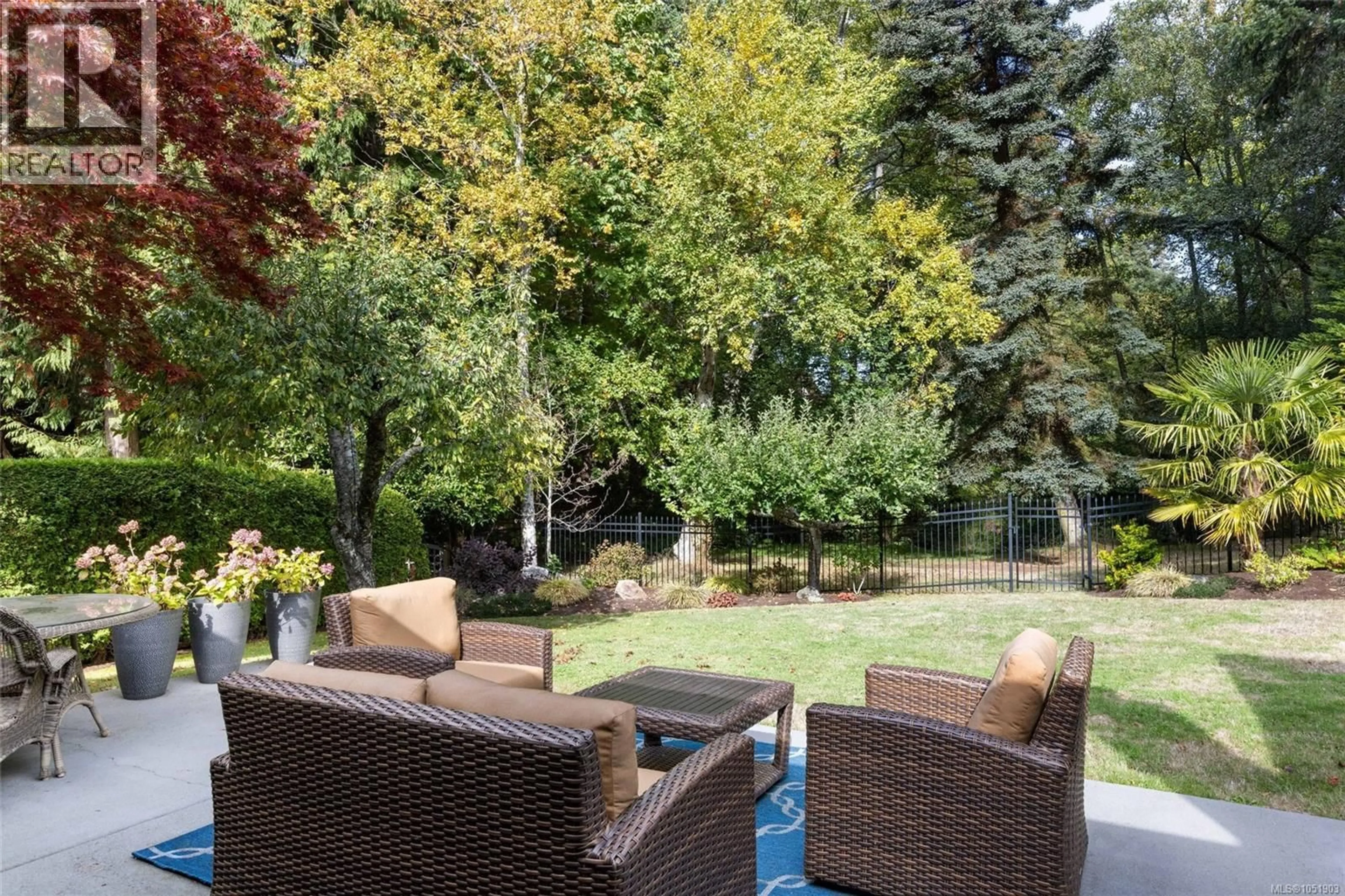 Patio, forest/trees view for 1089 DONWOOD DRIVE, Saanich British Columbia V8X4G3