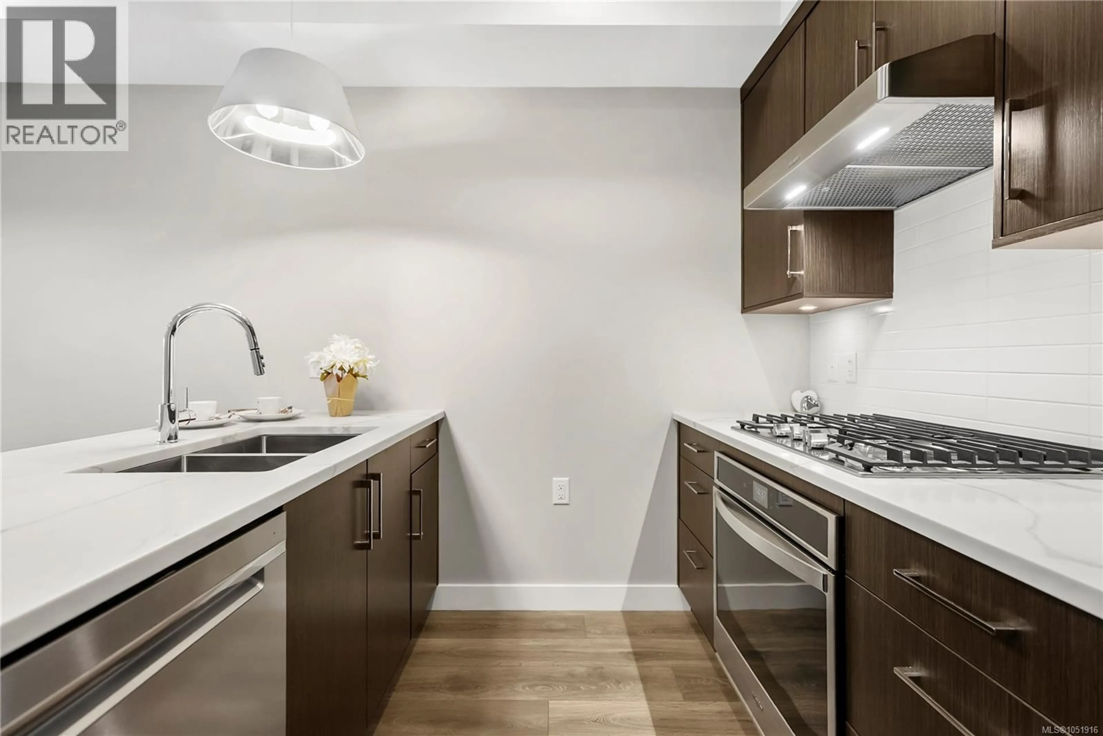 Unknown for 303 - 741 TRAVINO LANE, Saanich British Columbia V8Z0G3