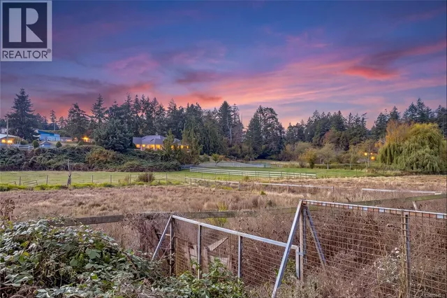 4170 GRANVILLE AVENUE, Saanich 4