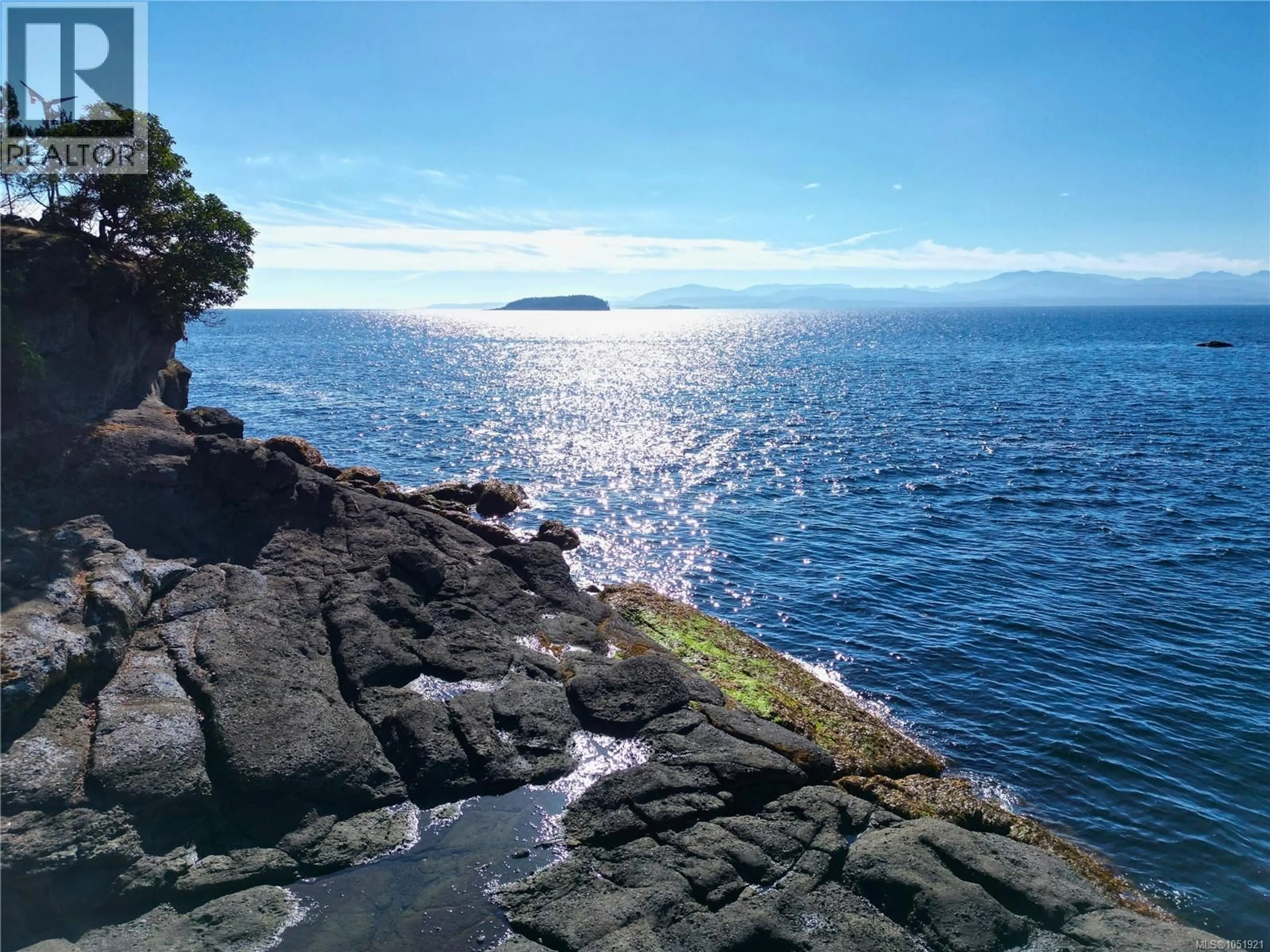 Blurry image for 3 GRANT ROAD, Lasqueti Island British Columbia V0R2J0