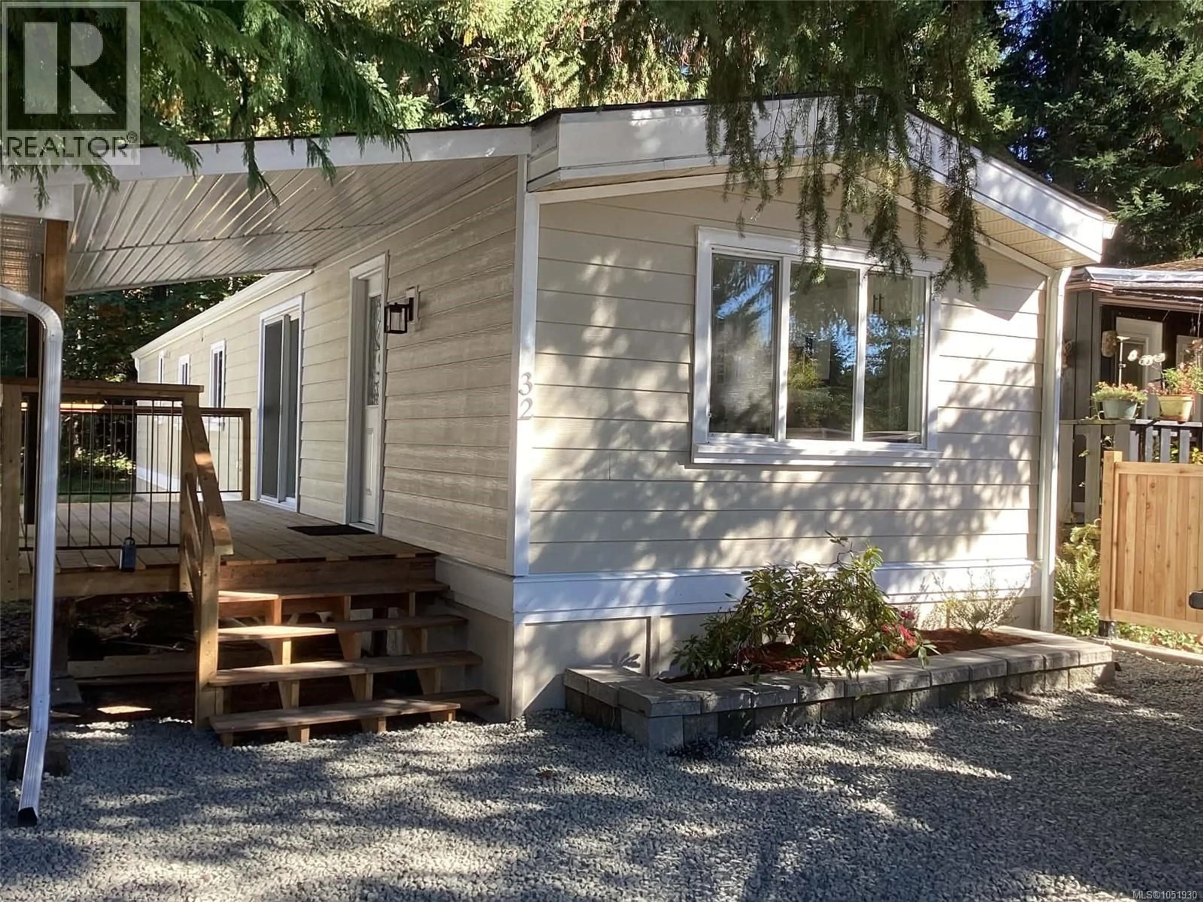 Home with vinyl exterior material, unknown for 32 - 2785 WALLBANK ROAD, Shawnigan Lake British Columbia V8H2A5