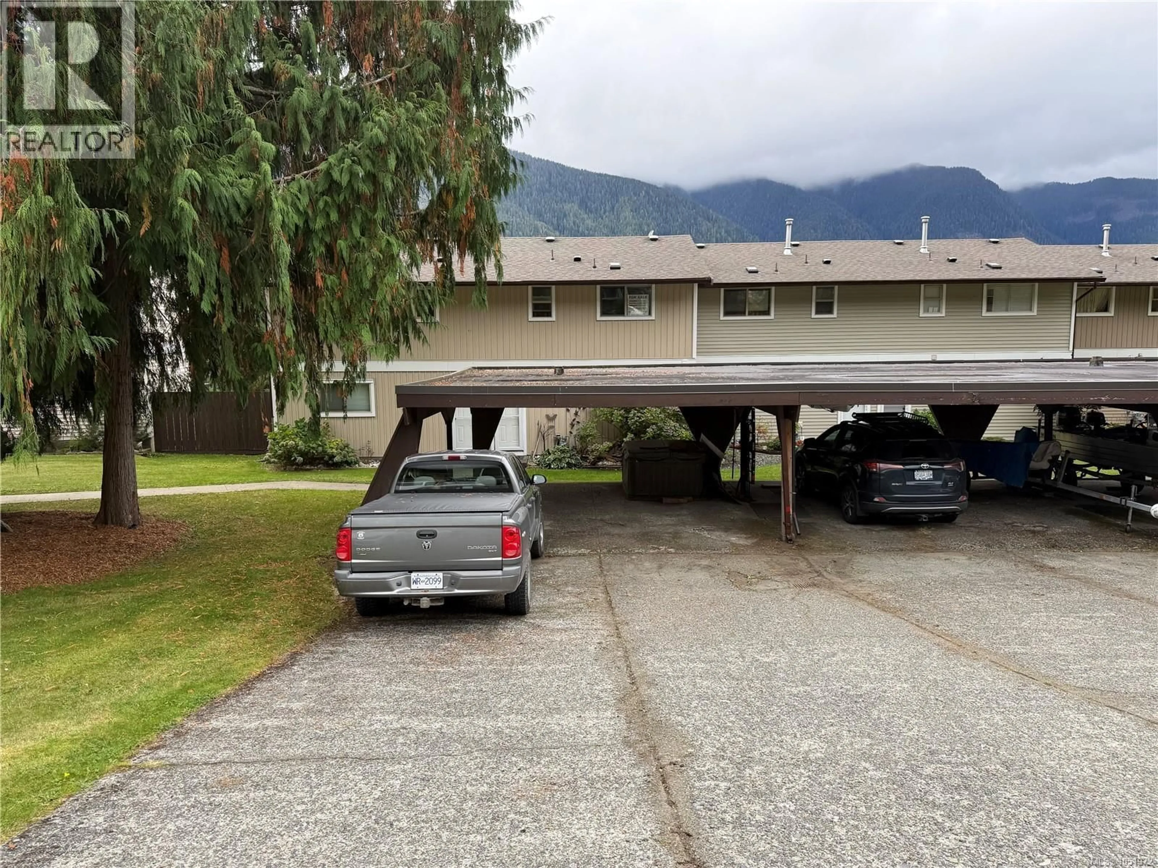 Parking for 202 HAIDA AVENUE, Port Alice British Columbia V0N2N0