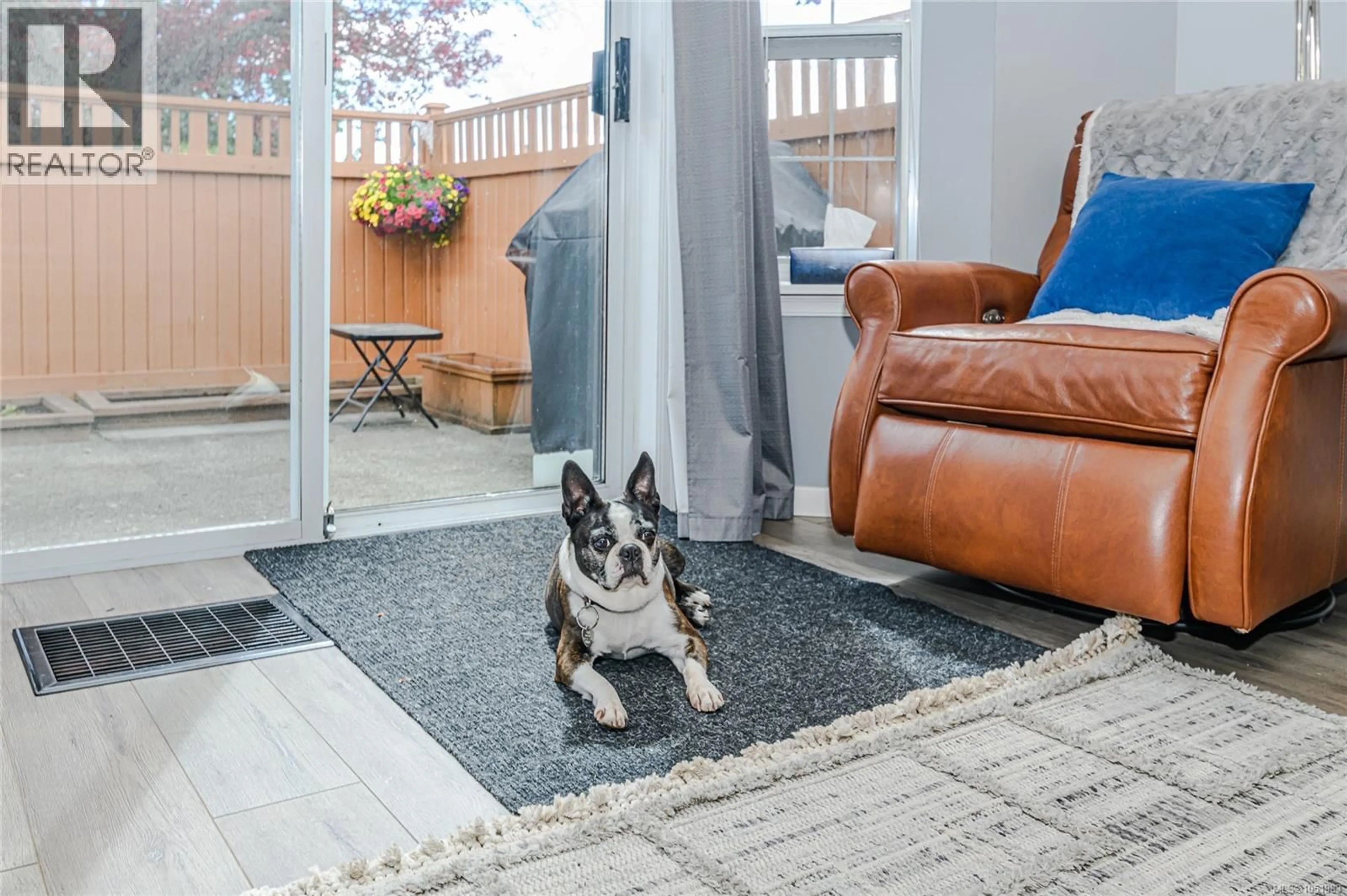 Unknown for 54 - 2070 AMELIA AVENUE, Sidney British Columbia V8L4X6