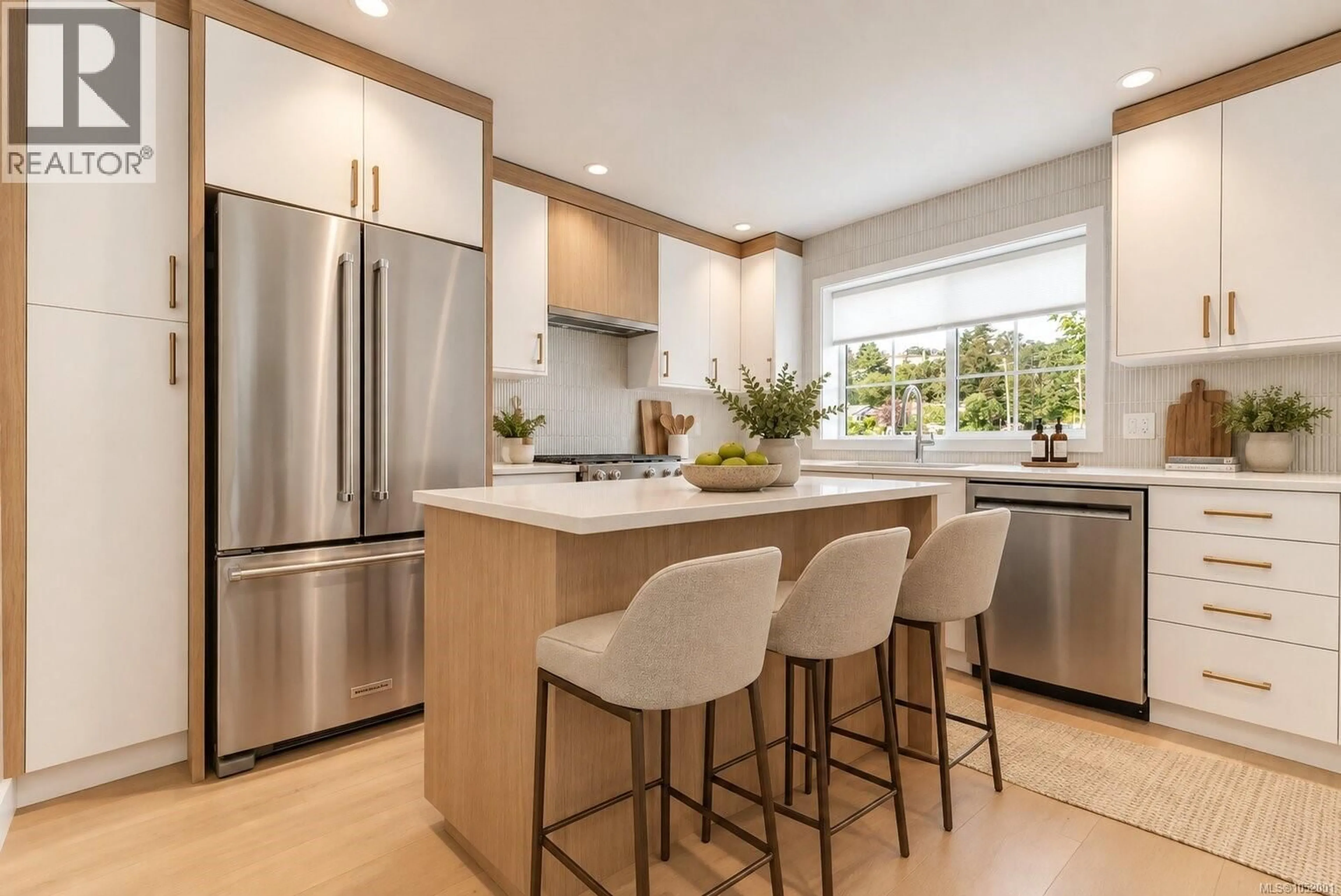 Unknown for U6 - 3907 CEDAR HILL ROAD, Saanich British Columbia V8P3Z8