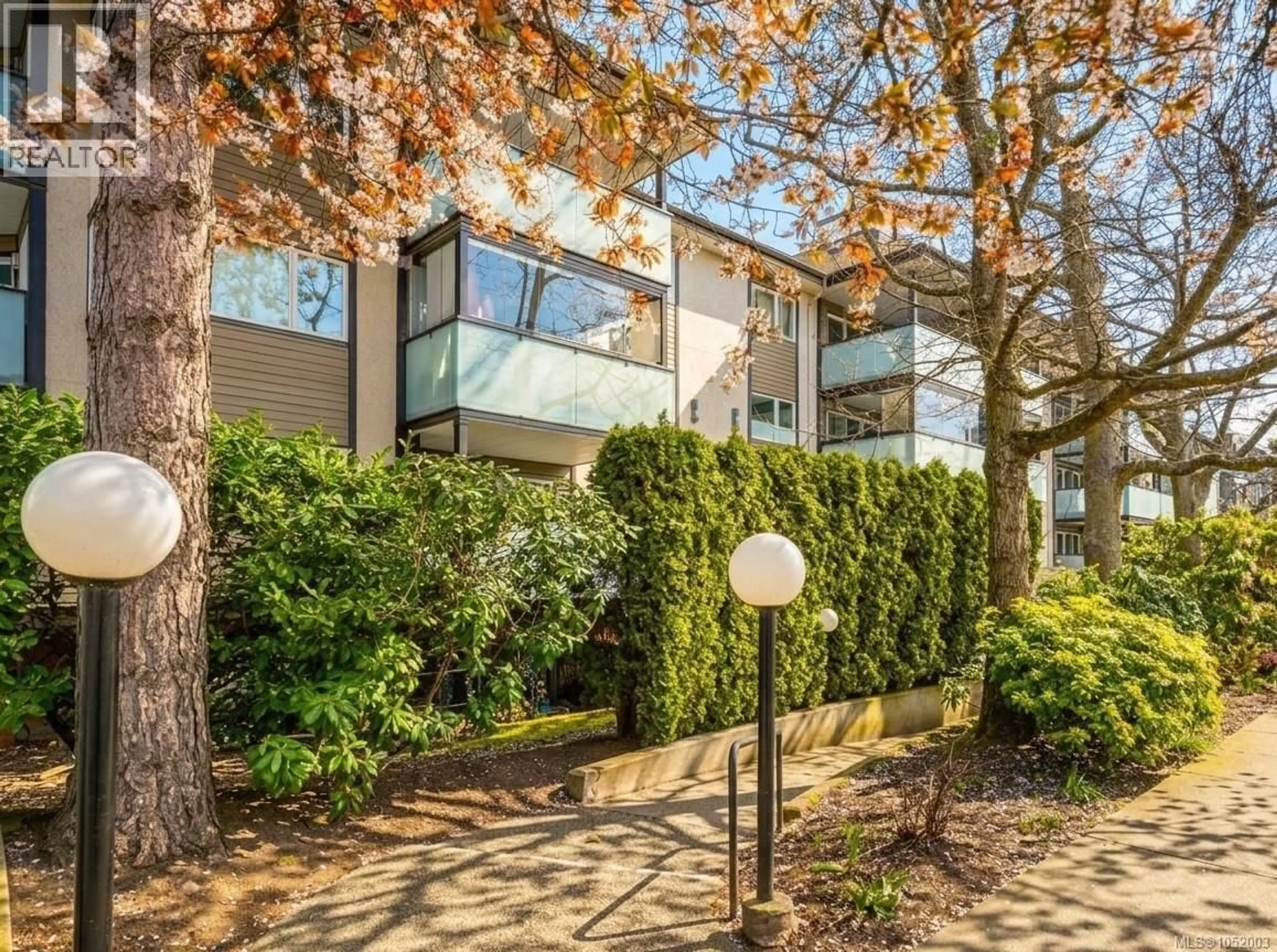 Unknown for 411 - 1619 MORRISON STREET, Victoria British Columbia V8R5R8