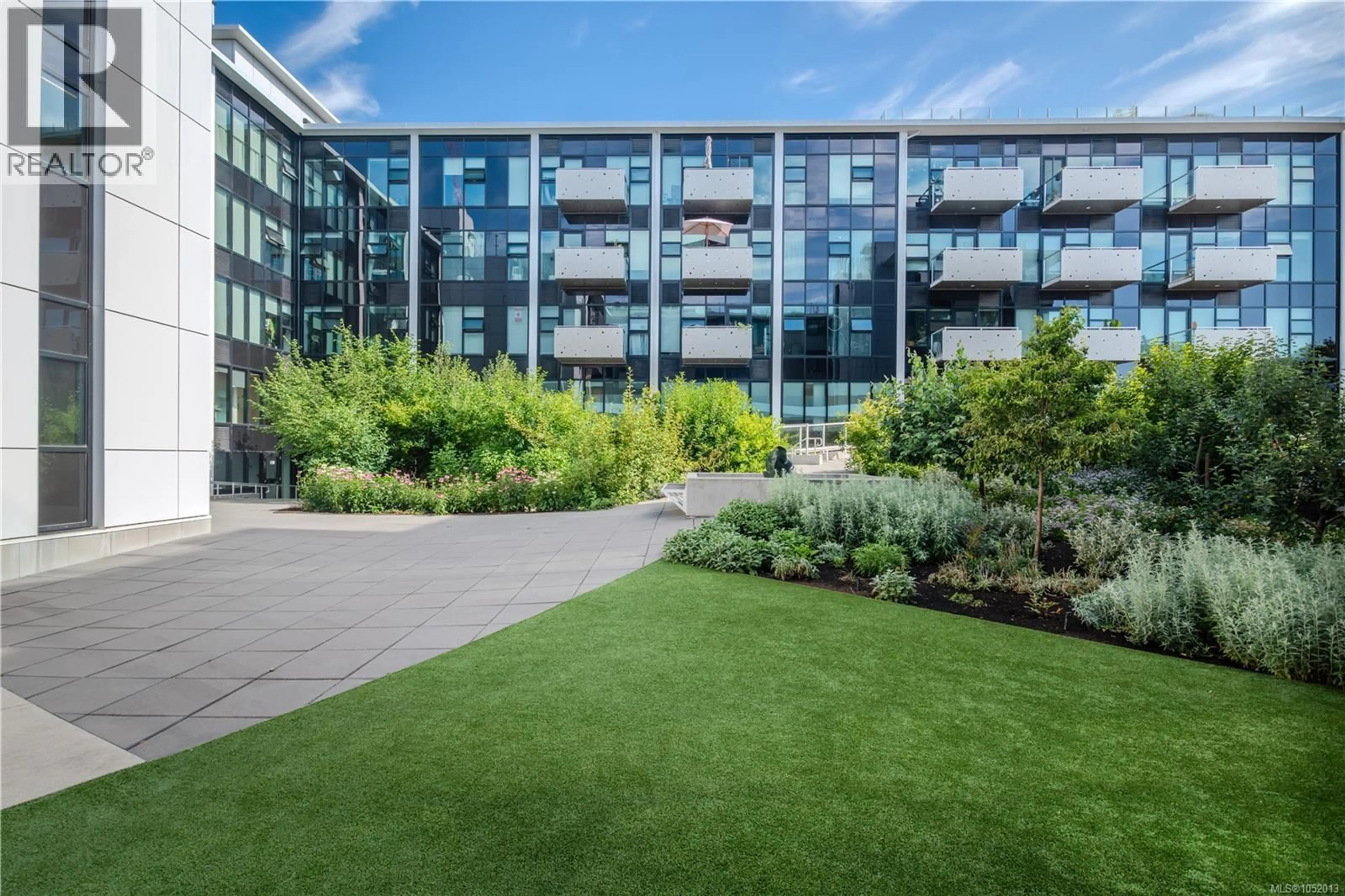 Patio, building for N312 - 1105 PANDORA AVENUE, Victoria British Columbia V8V3P9