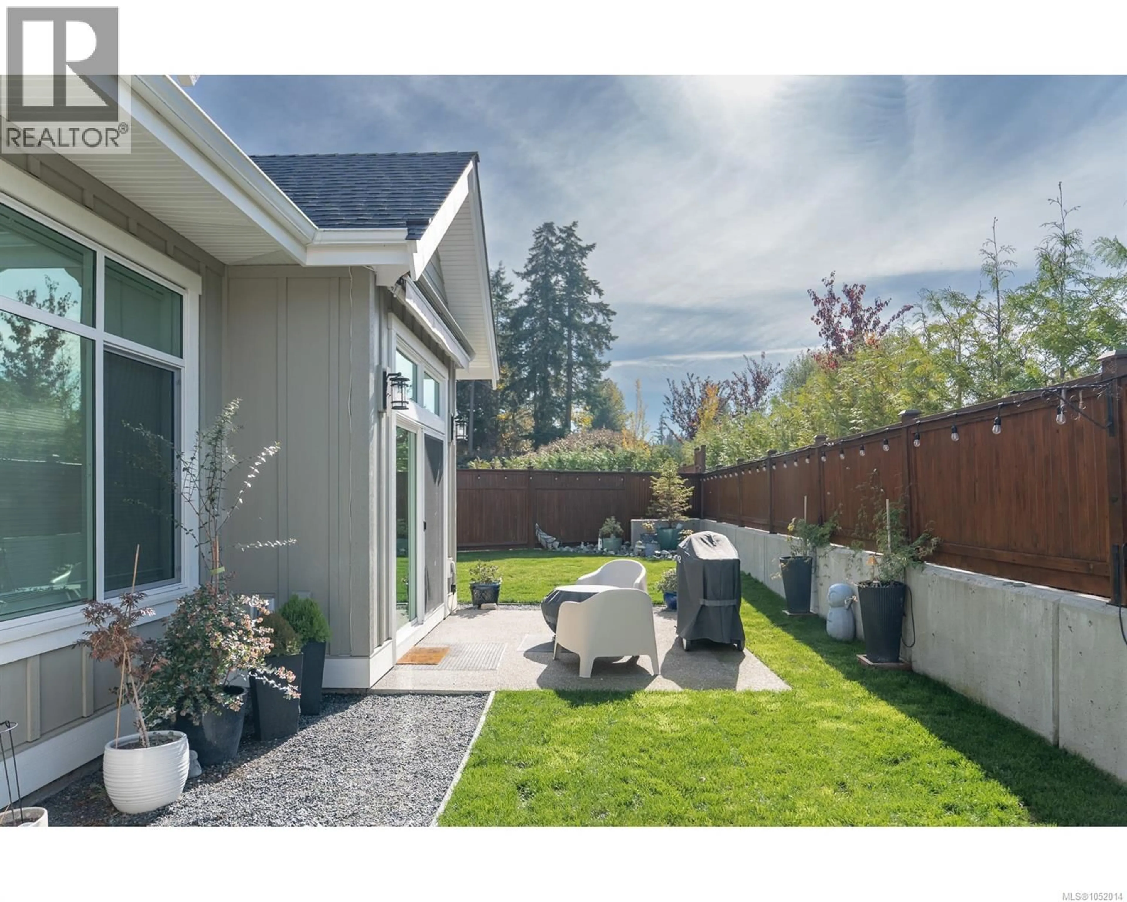 Patio, mountain view for 18 - 846 ACKERMAN ROAD, French Creek British Columbia V9P1A7