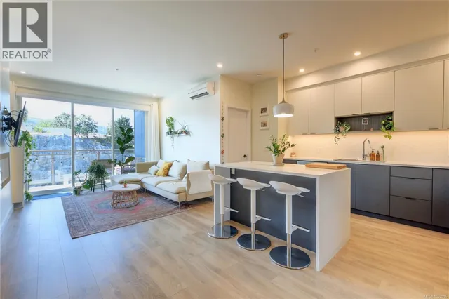 412 - 967 WHIRLAWAY CRESCENT, Langford 4