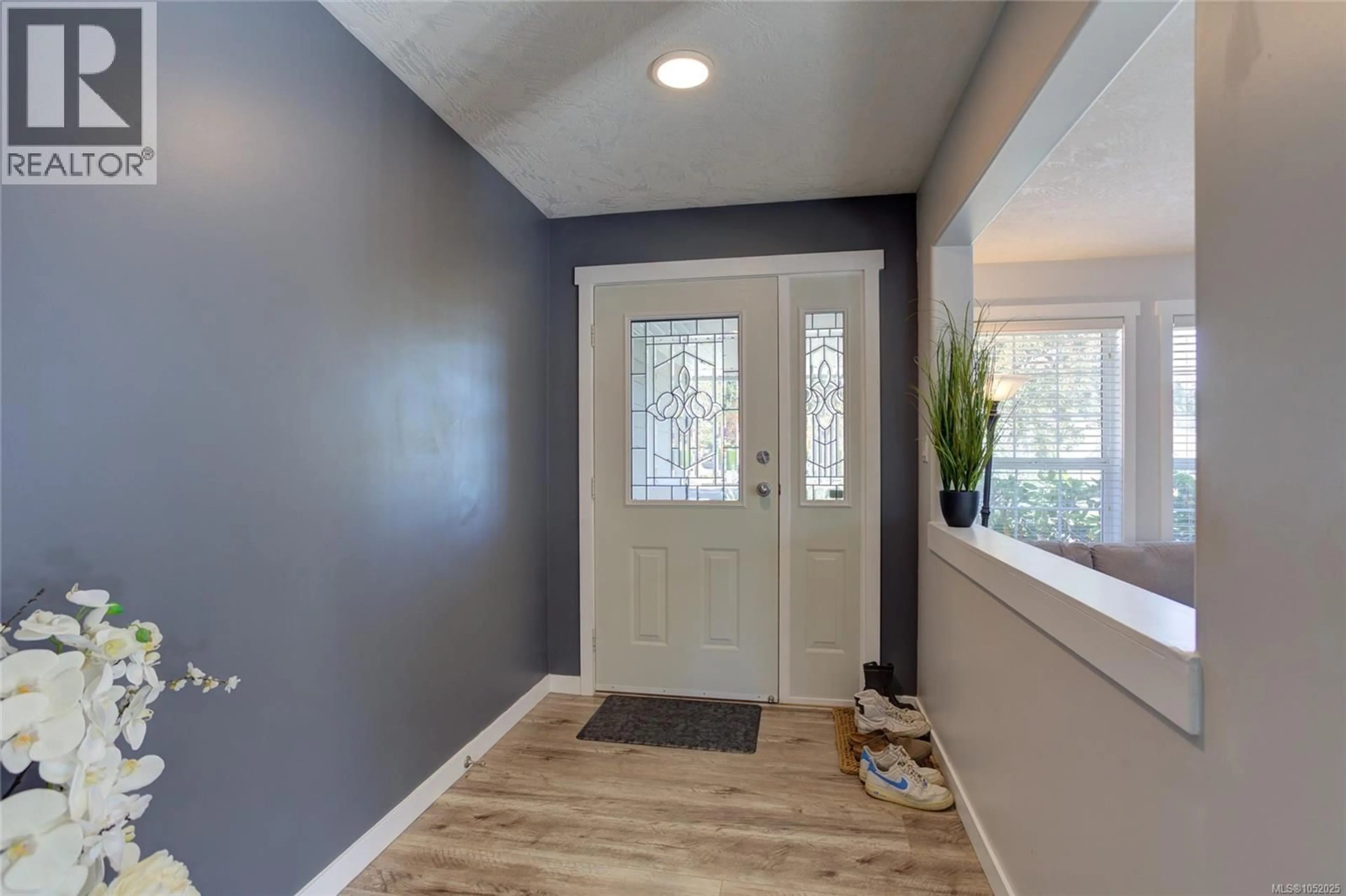 Indoor entryway for 2538 TRILLIUM TERRACE, Duncan British Columbia V9L5J7