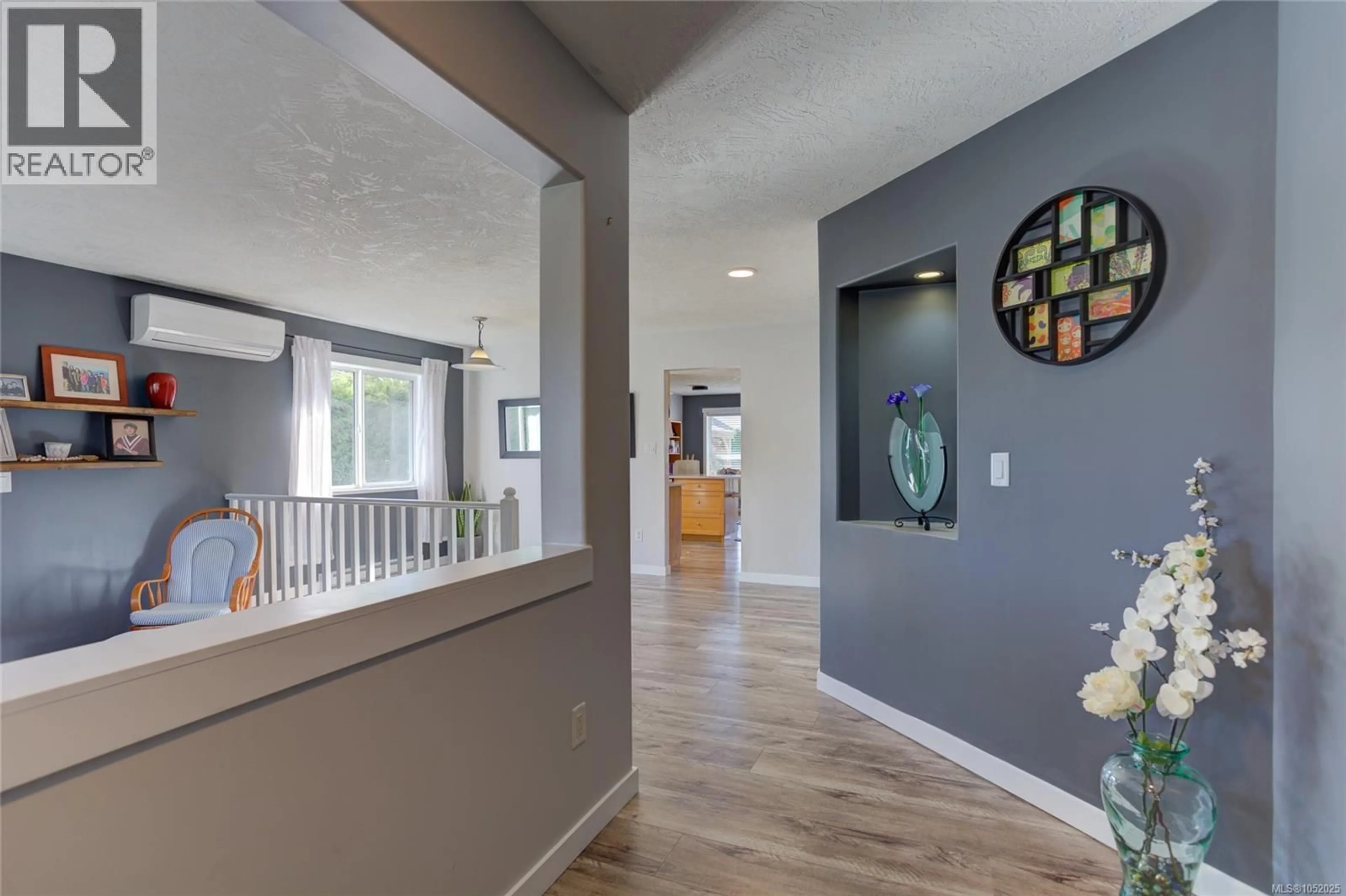 Indoor entryway for 2538 TRILLIUM TERRACE, Duncan British Columbia V9L5J7