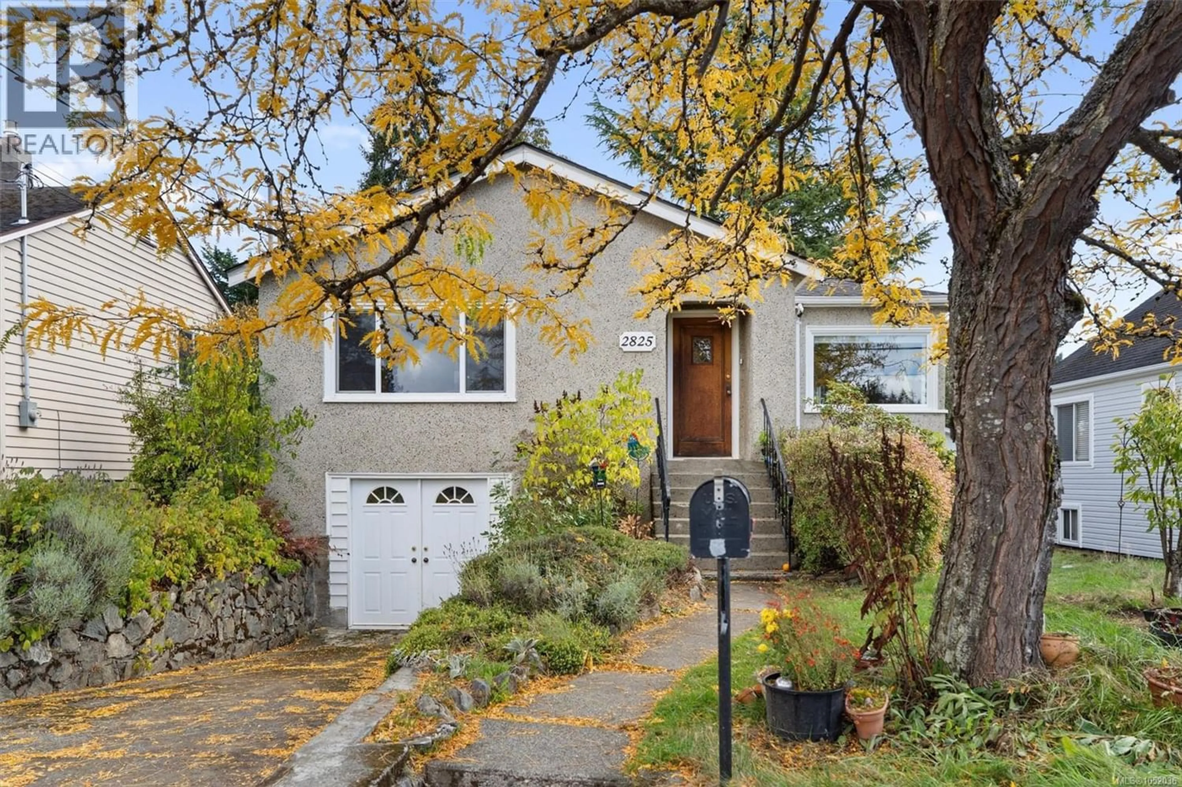 Unknown for 2825 ROCKWELL AVENUE, Saanich British Columbia V9A2M8