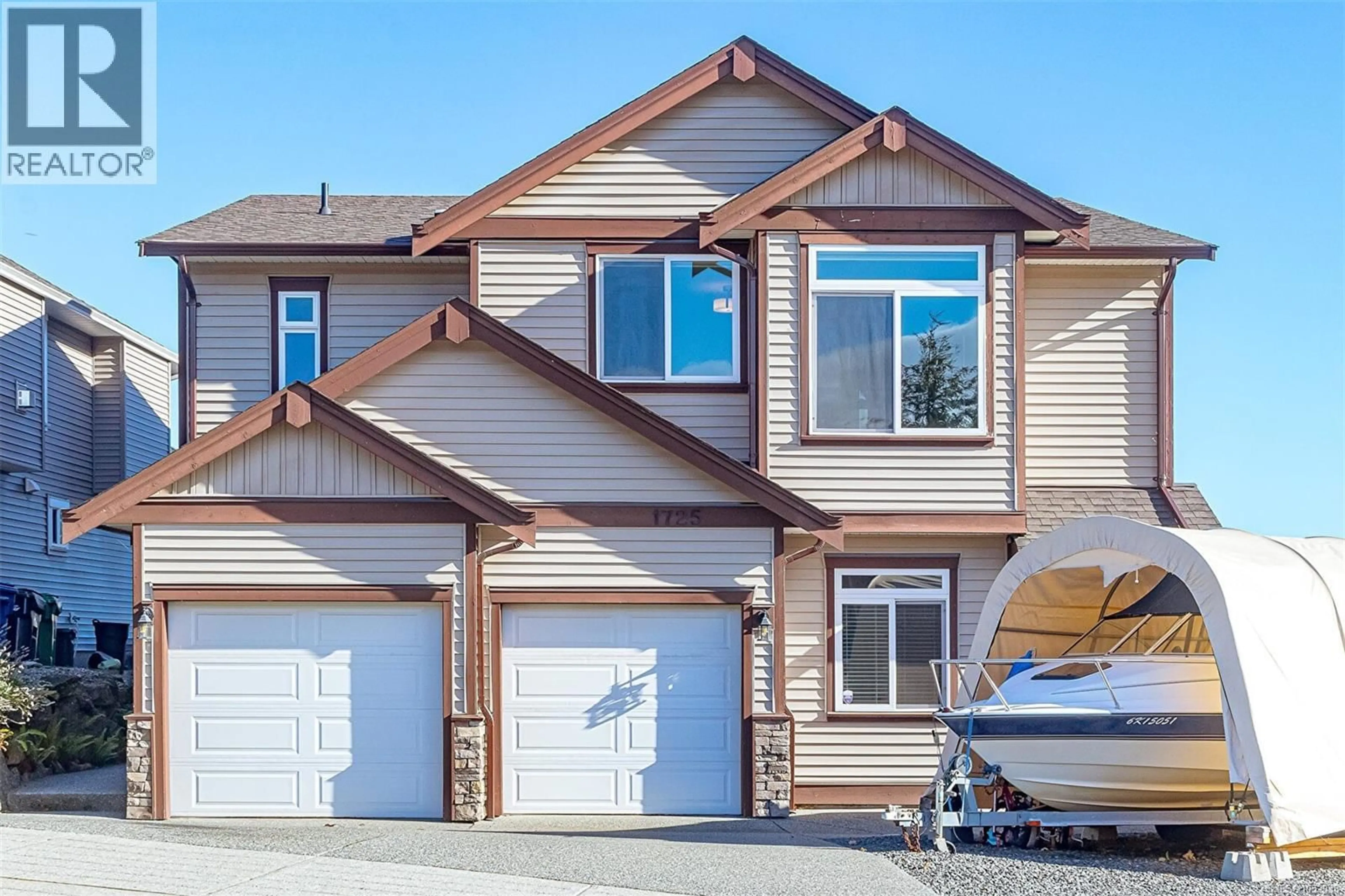Home with vinyl exterior material, street for 1725 HARAMBE WAY, Nanaimo British Columbia V9X0B3