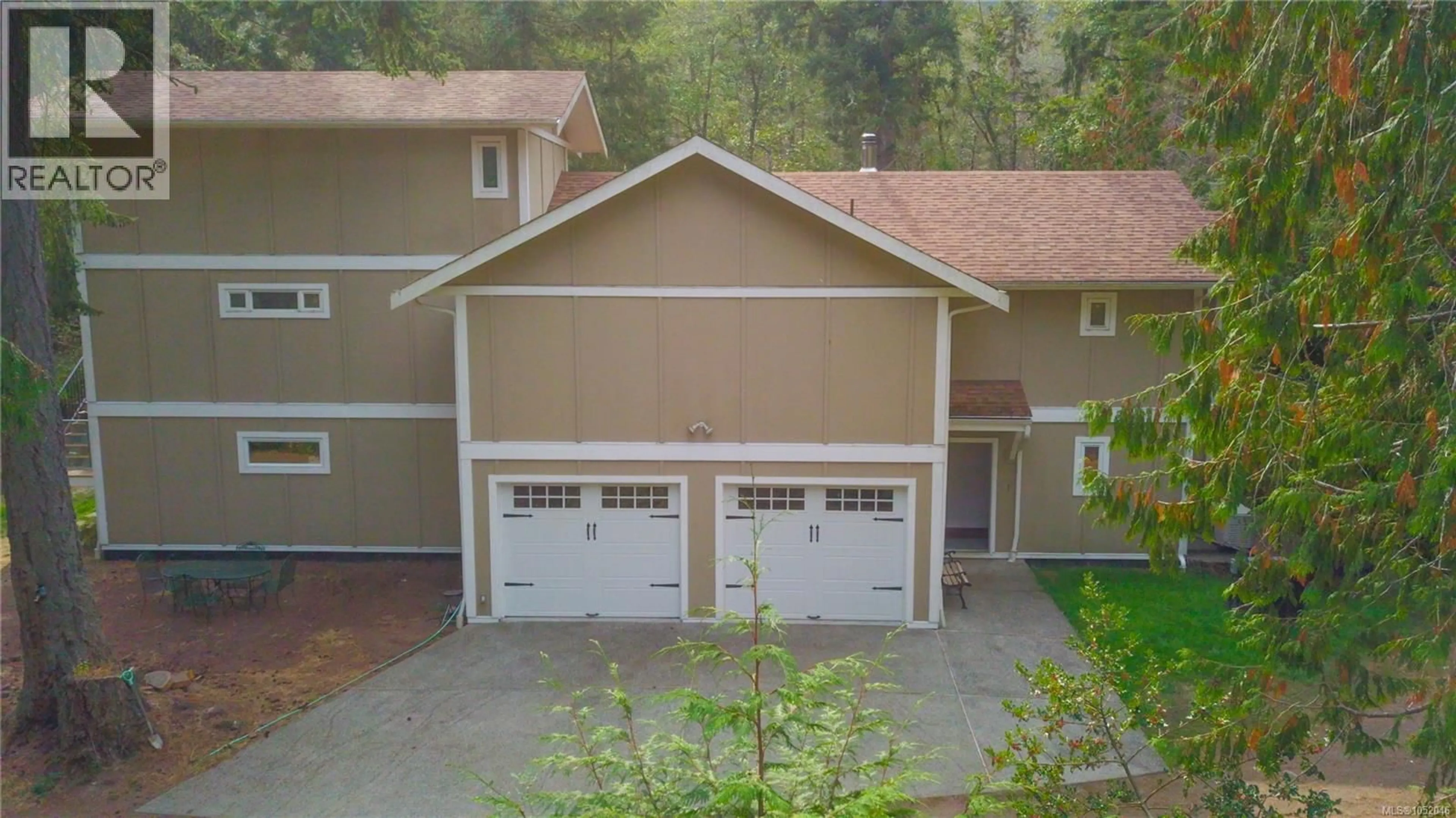 A pic from outside/outdoor area/front of a property/back of a property/a pic from drone, unknown for 9891 SPALDING ROAD, Pender Island British Columbia V0N2M3