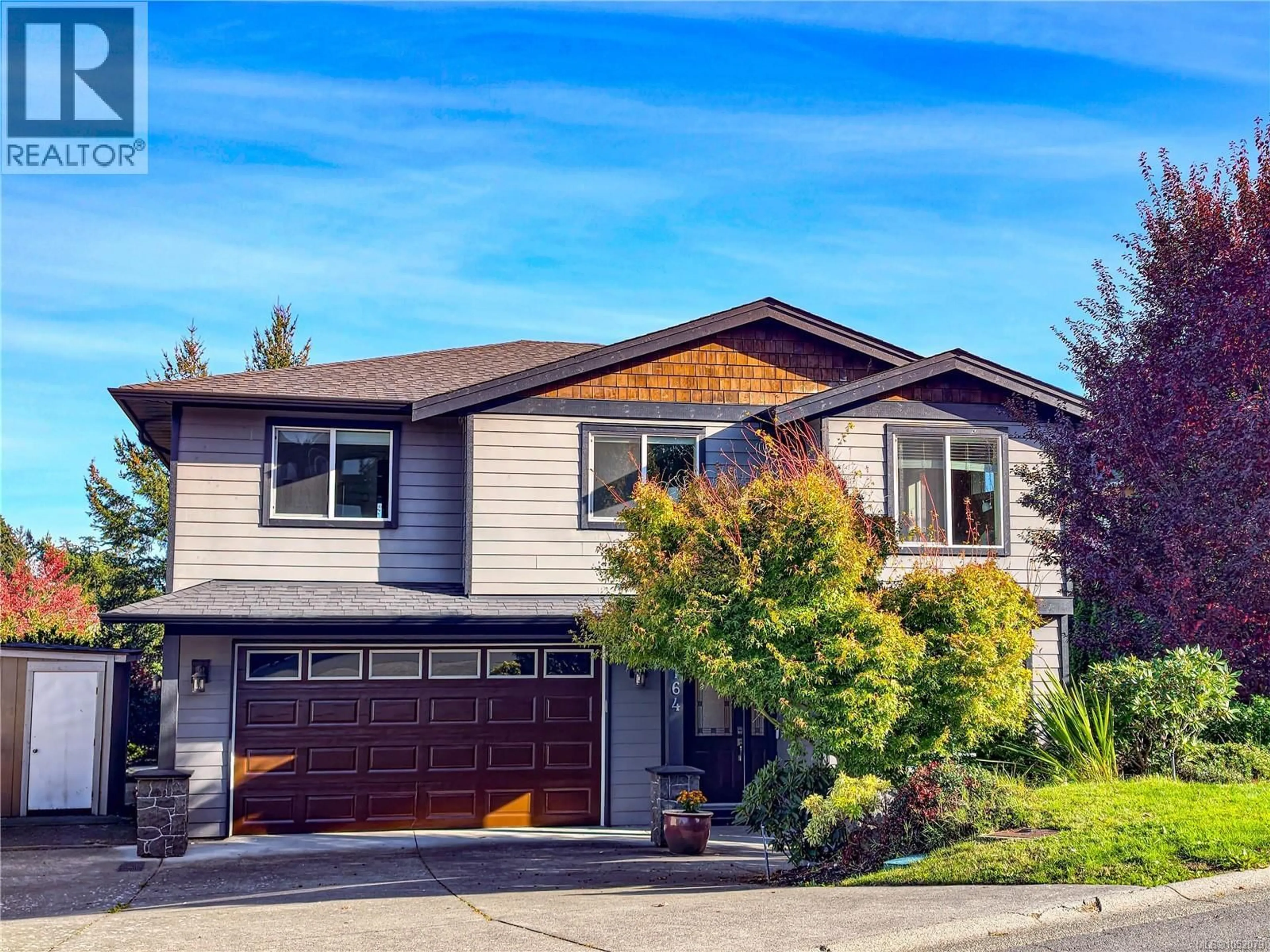Home with vinyl exterior material, street for 164 LEVISTA PLACE, View Royal British Columbia V9B0K7