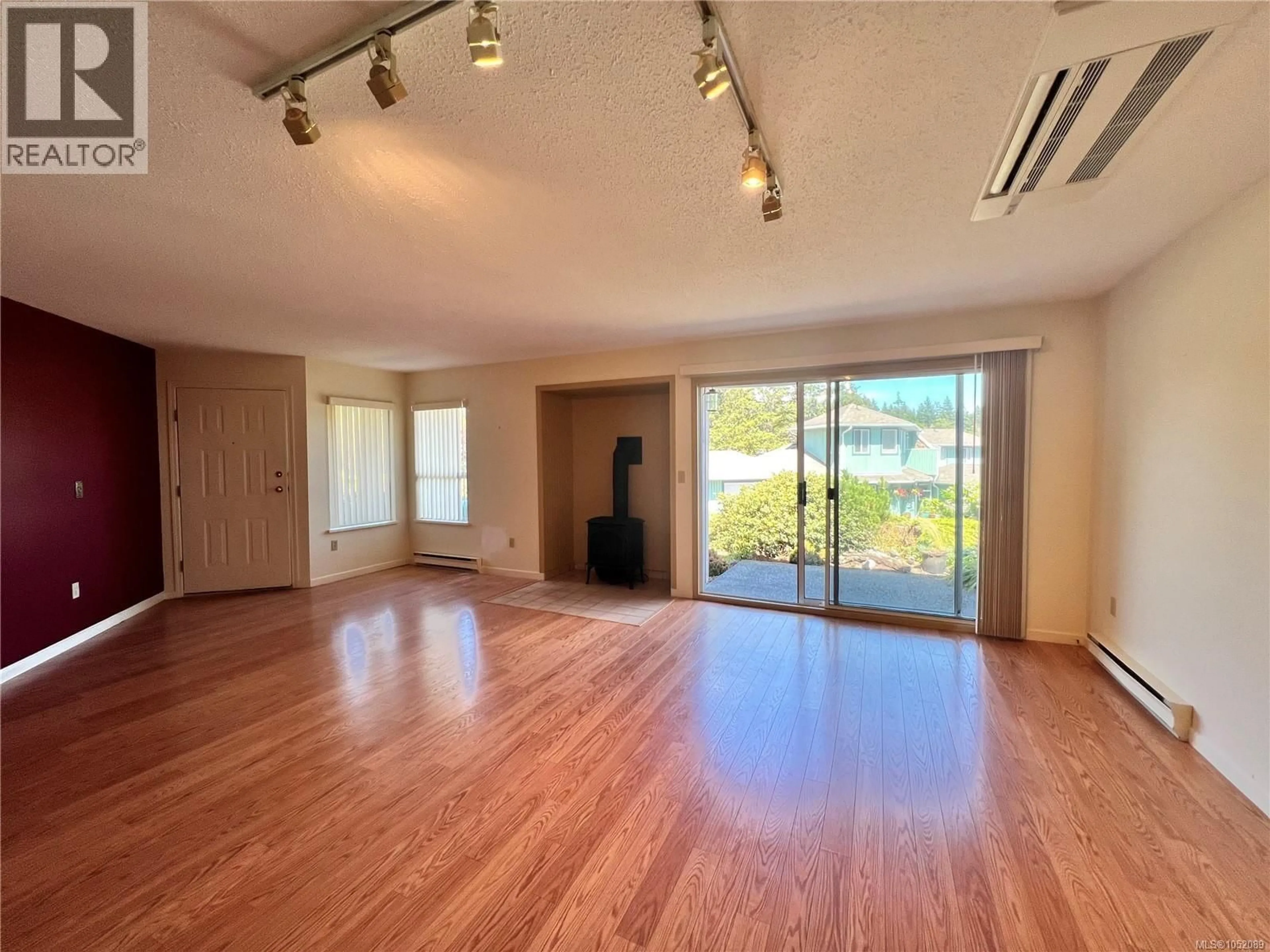 A pic of a room for 3 - 130 CORBETT ROAD, Salt Spring British Columbia V8K1T2