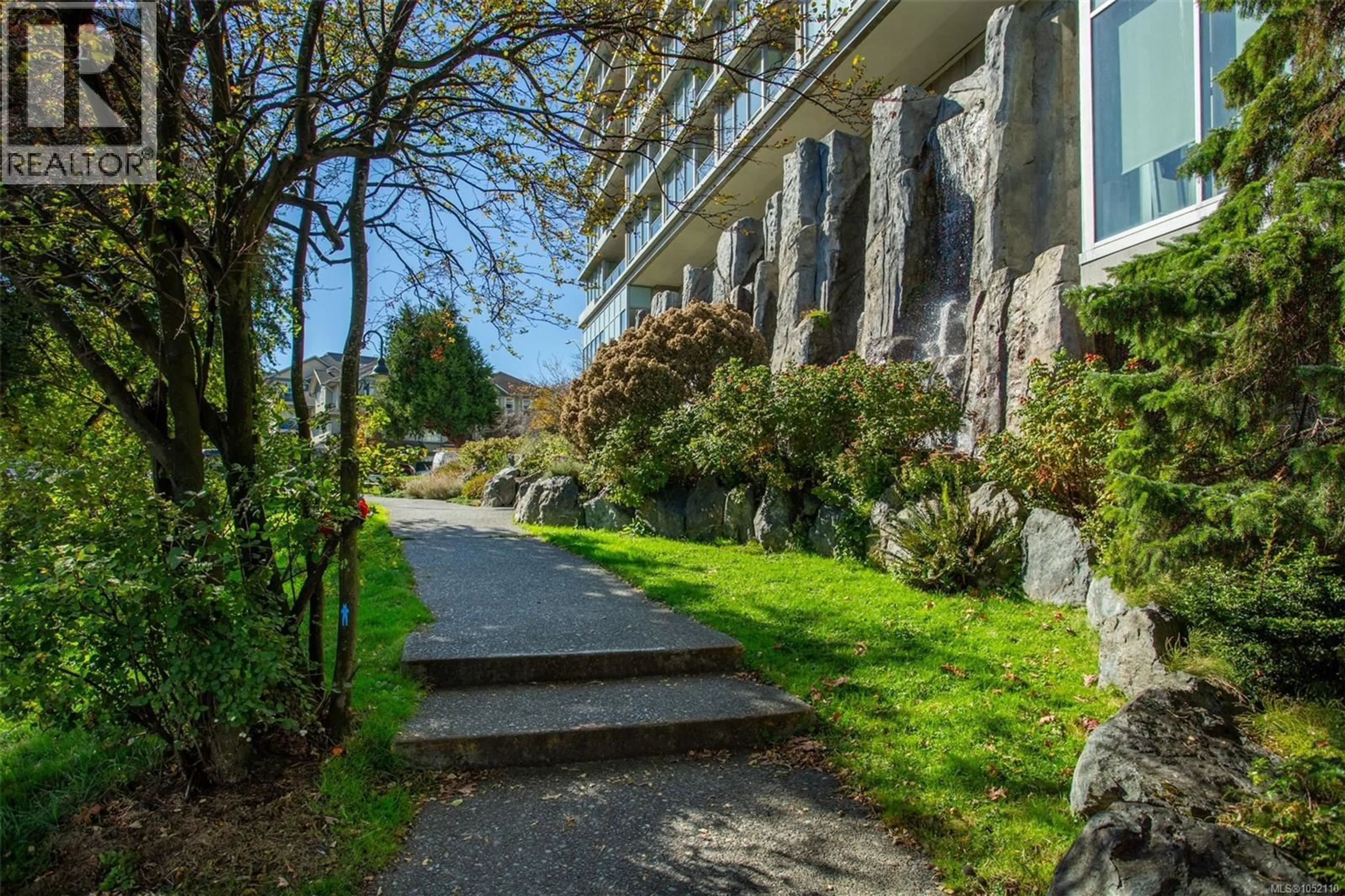 Patio, street for 805 - 160 WILSON STREET, Victoria British Columbia V9A7P9