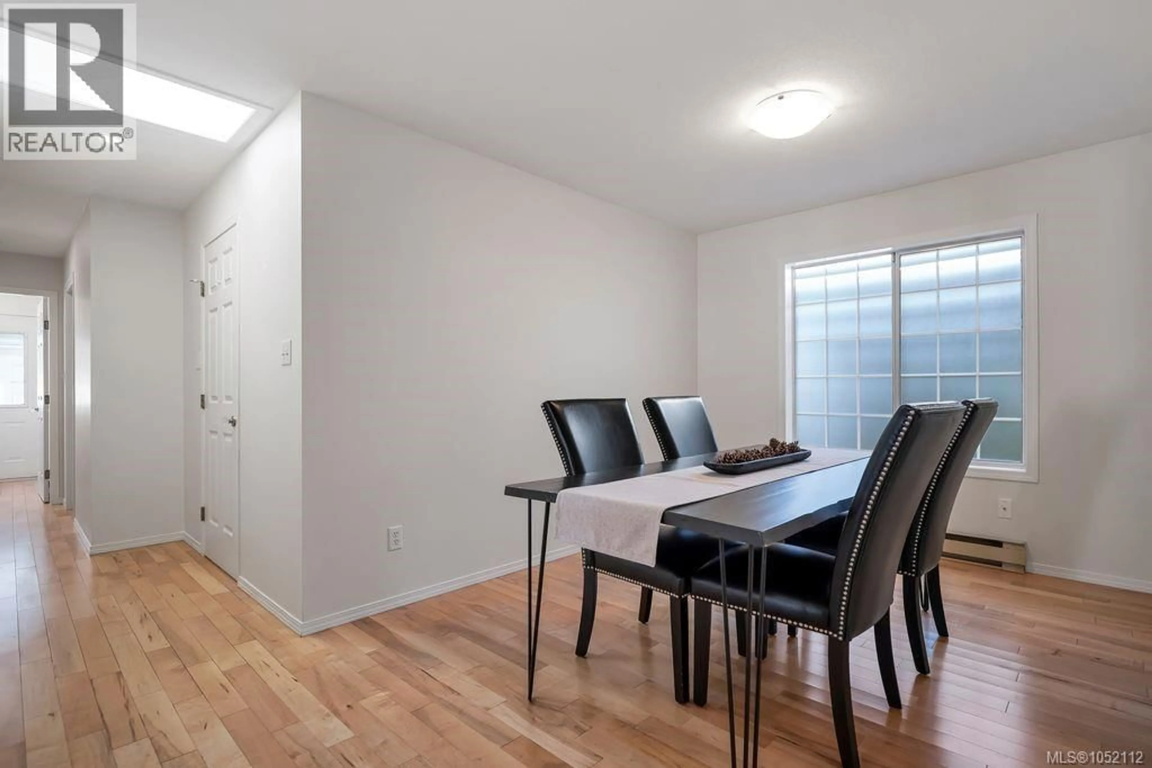 A pic of a room for 2594 SINCLAIR ROAD, Saanich British Columbia V8N1B9