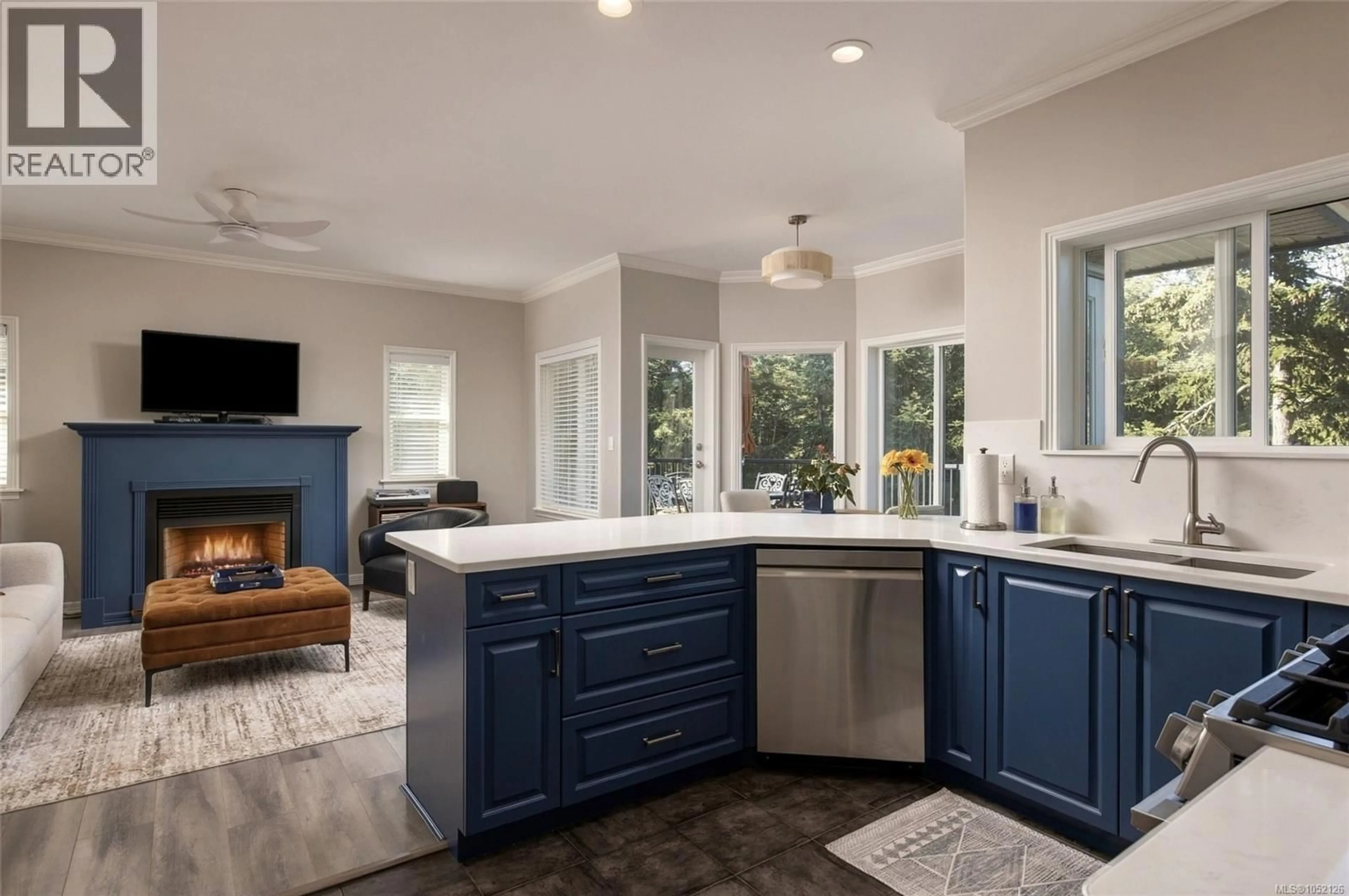 Open concept kitchen, ceramic/tile floor for 10965 MARTI LANE, North Saanich British Columbia V8L6B3