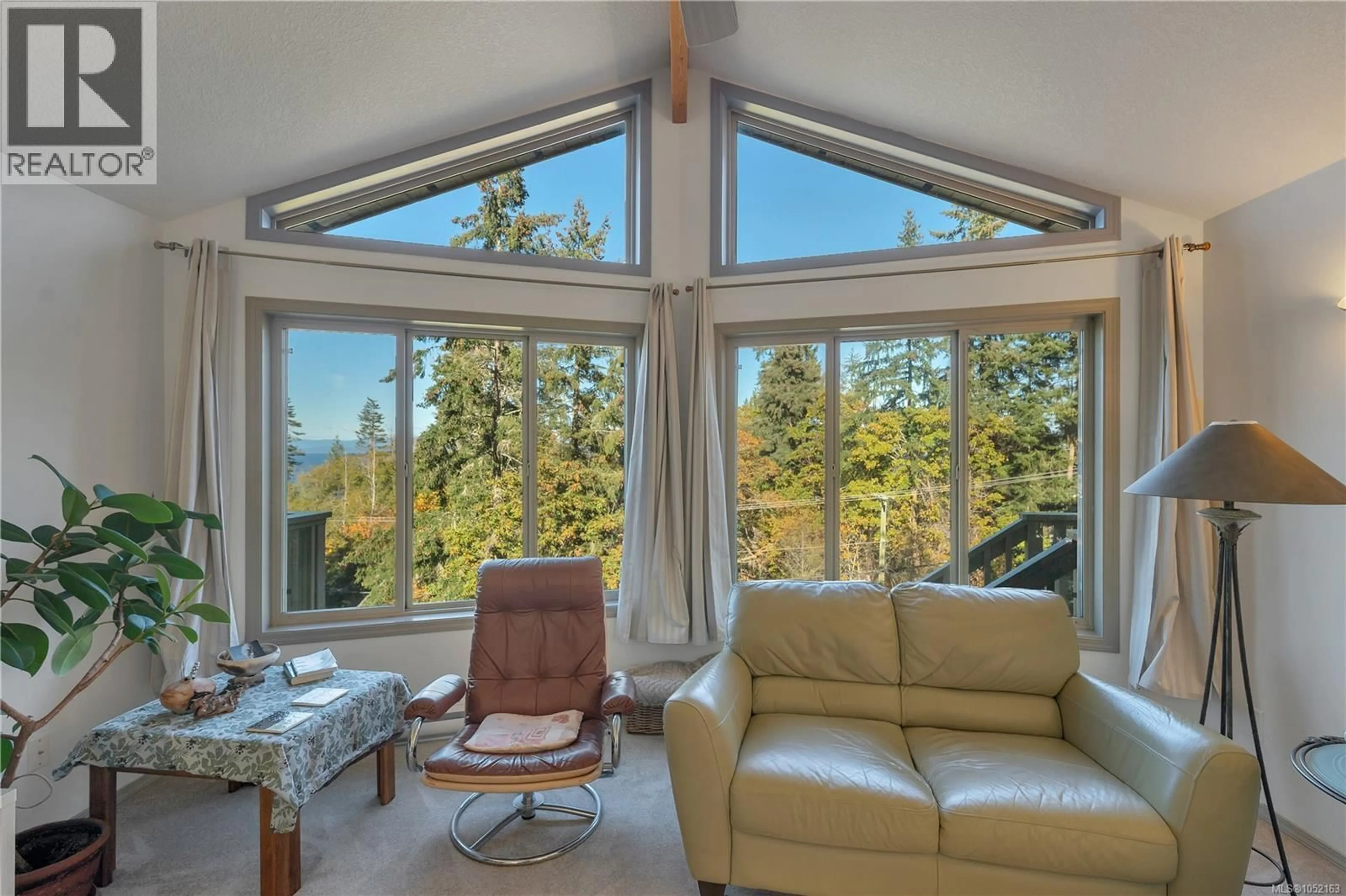 Living room with furniture, unknown for 3122 DOLPHIN DRIVE, Nanoose Bay British Columbia