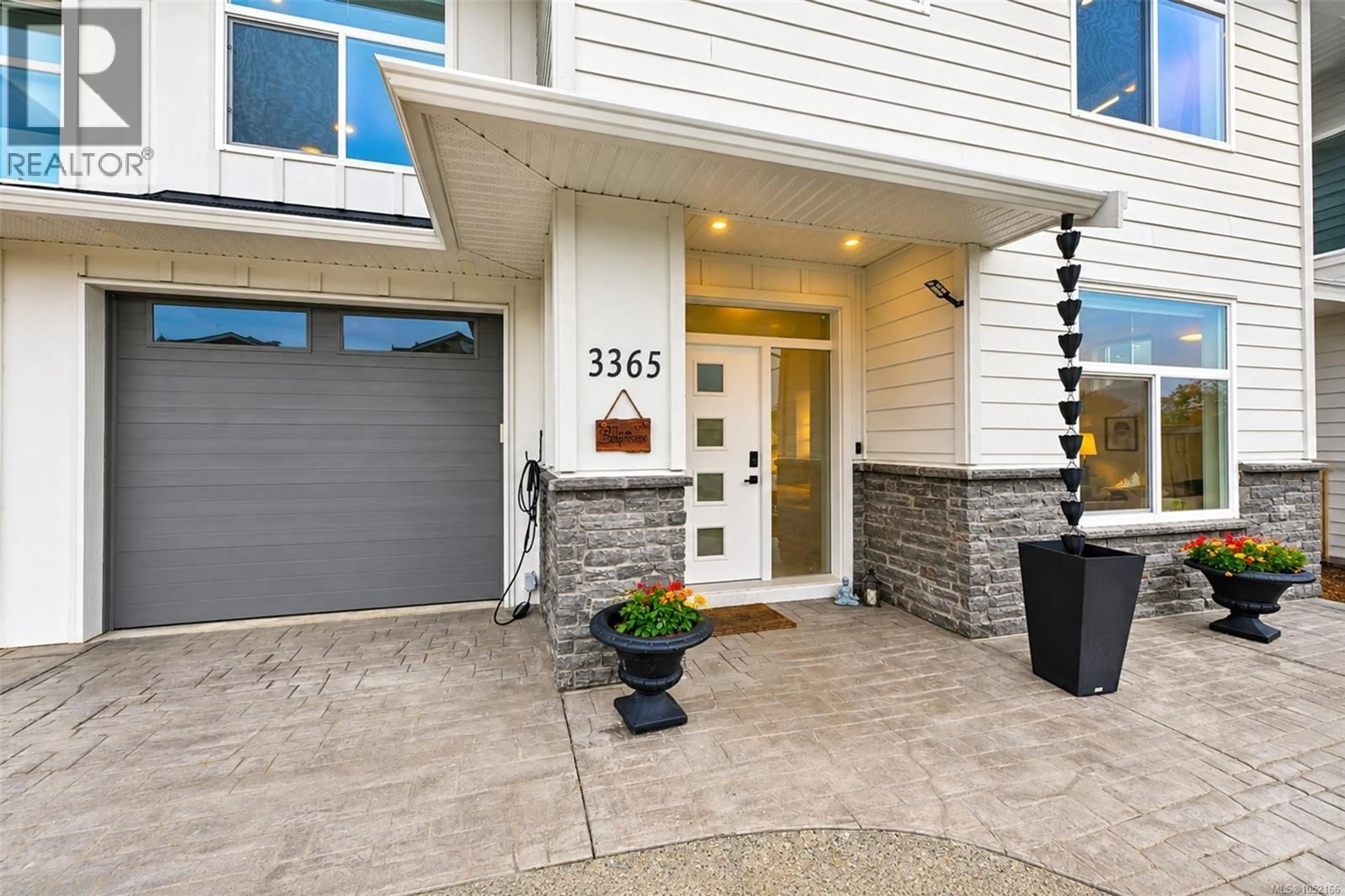 Indoor entryway for 3365 SKINNER ROAD, Duncan British Columbia V9L4V4