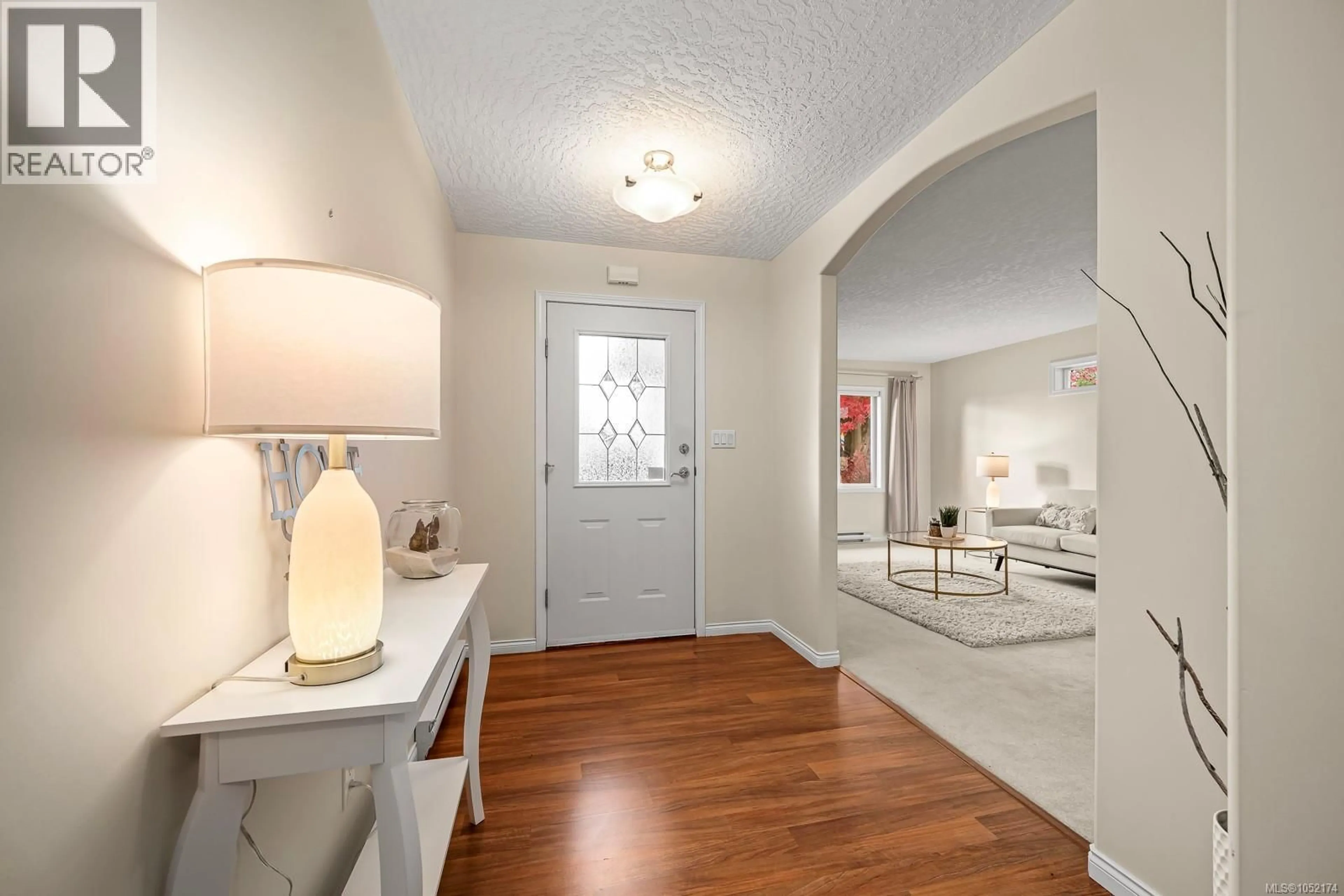 Indoor entryway for 525 CHURCH STREET, Comox British Columbia V9M4G5