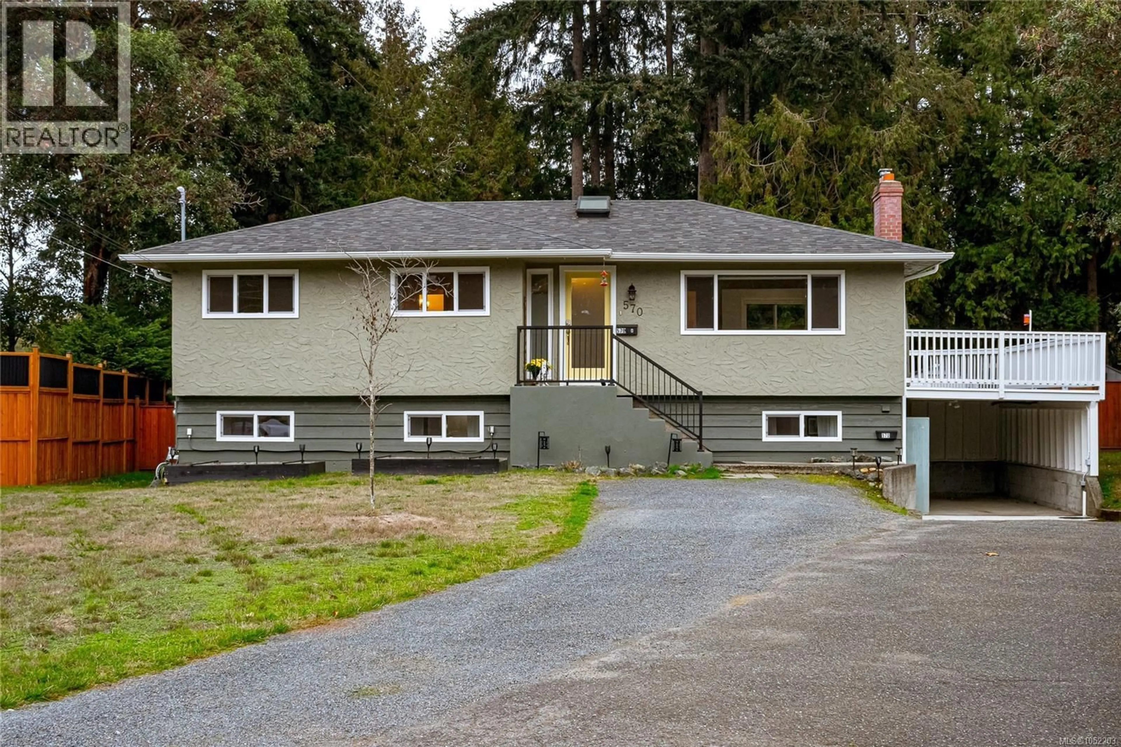 Home with vinyl exterior material, street for 570 CEDARCREST DRIVE, Colwood British Columbia V9C1M3