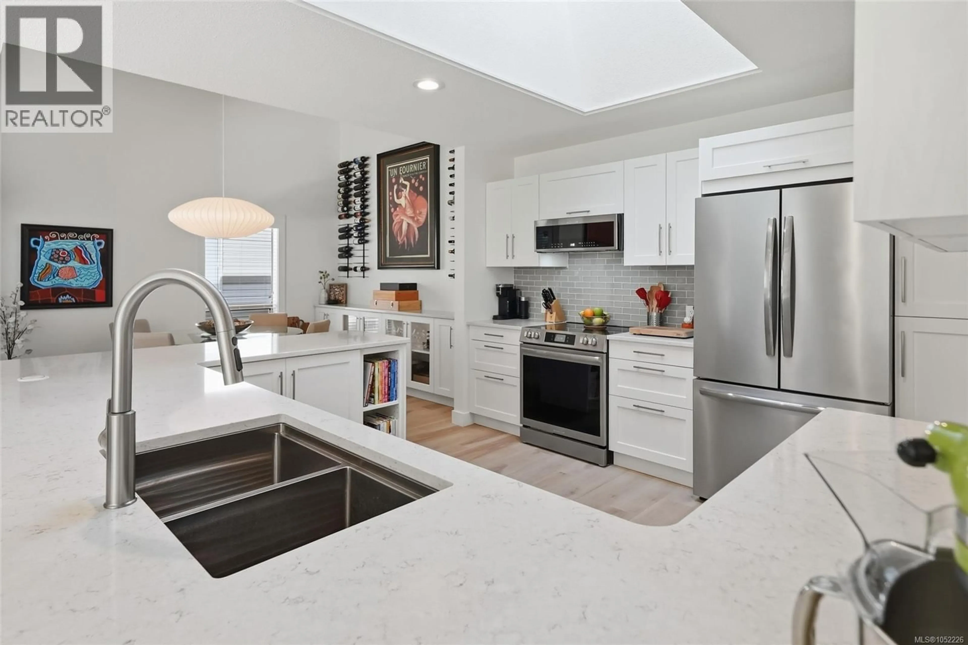 Contemporary kitchen, ceramic/tile floor for 1176 LEE ROAD, Parksville British Columbia V9P2L2