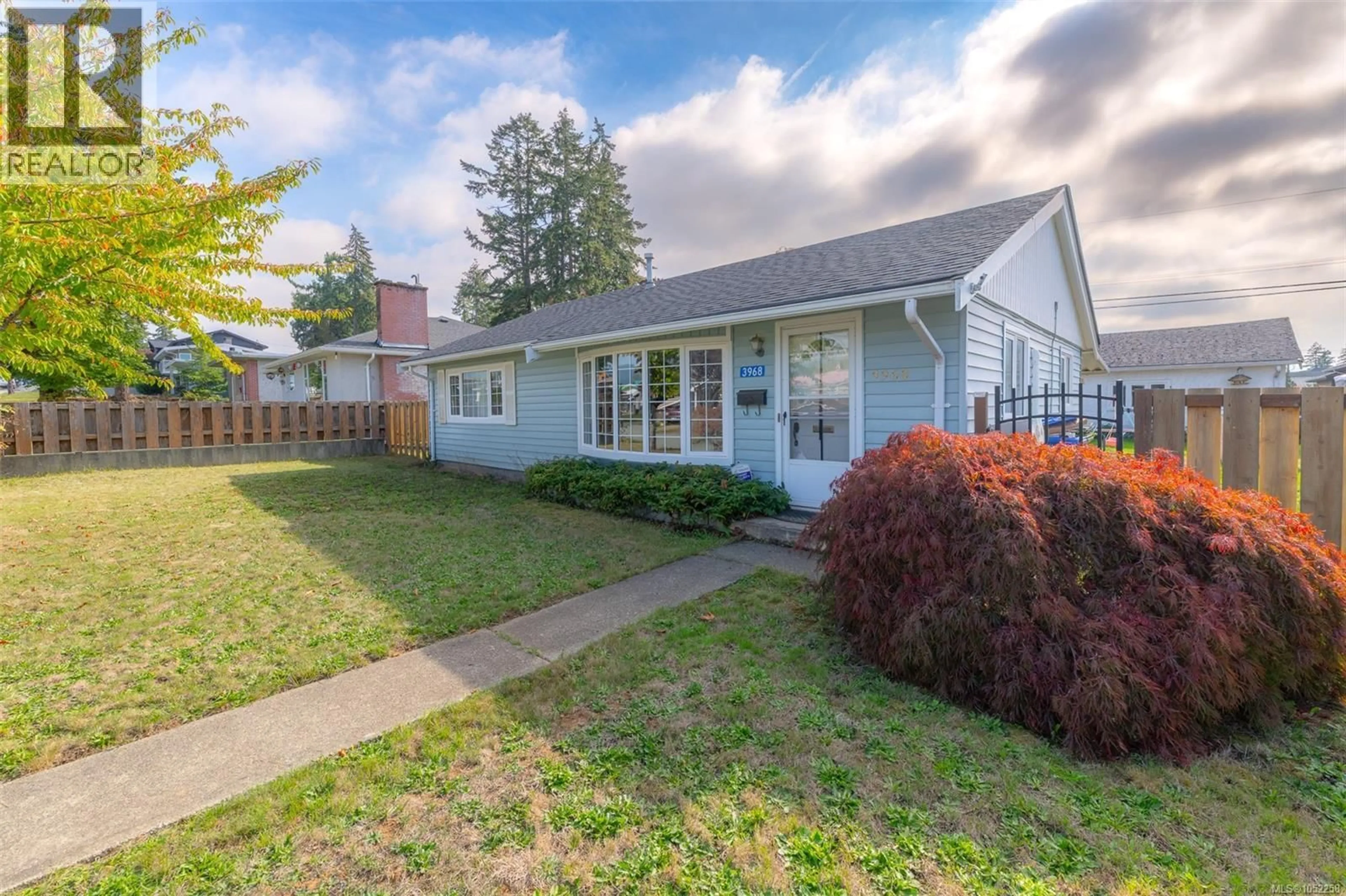 Home with vinyl exterior material, street for 3968 GLENSIDE ROAD, Port Alberni British Columbia V9Y5X7