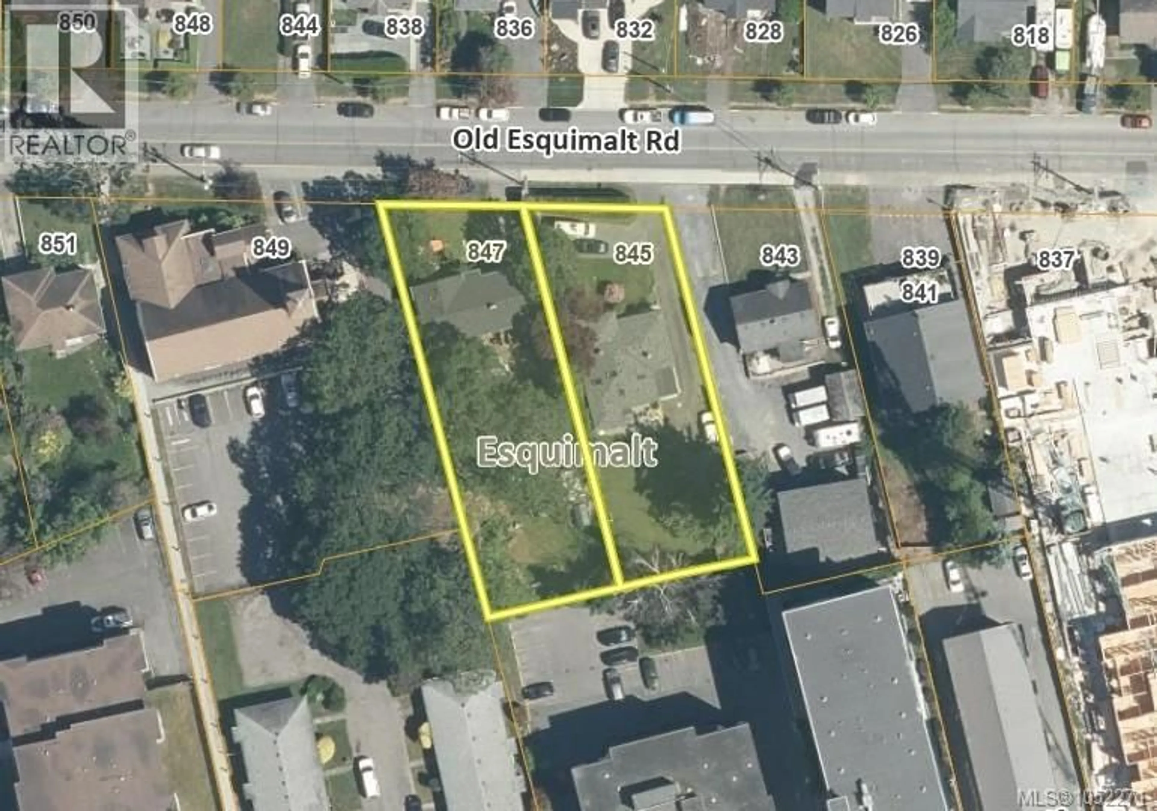 A pic from outside/outdoor area/front of a property/back of a property/a pic from drone, street for 847 OLD ESQUIMALT ROAD, Esquimalt British Columbia V9A4W9