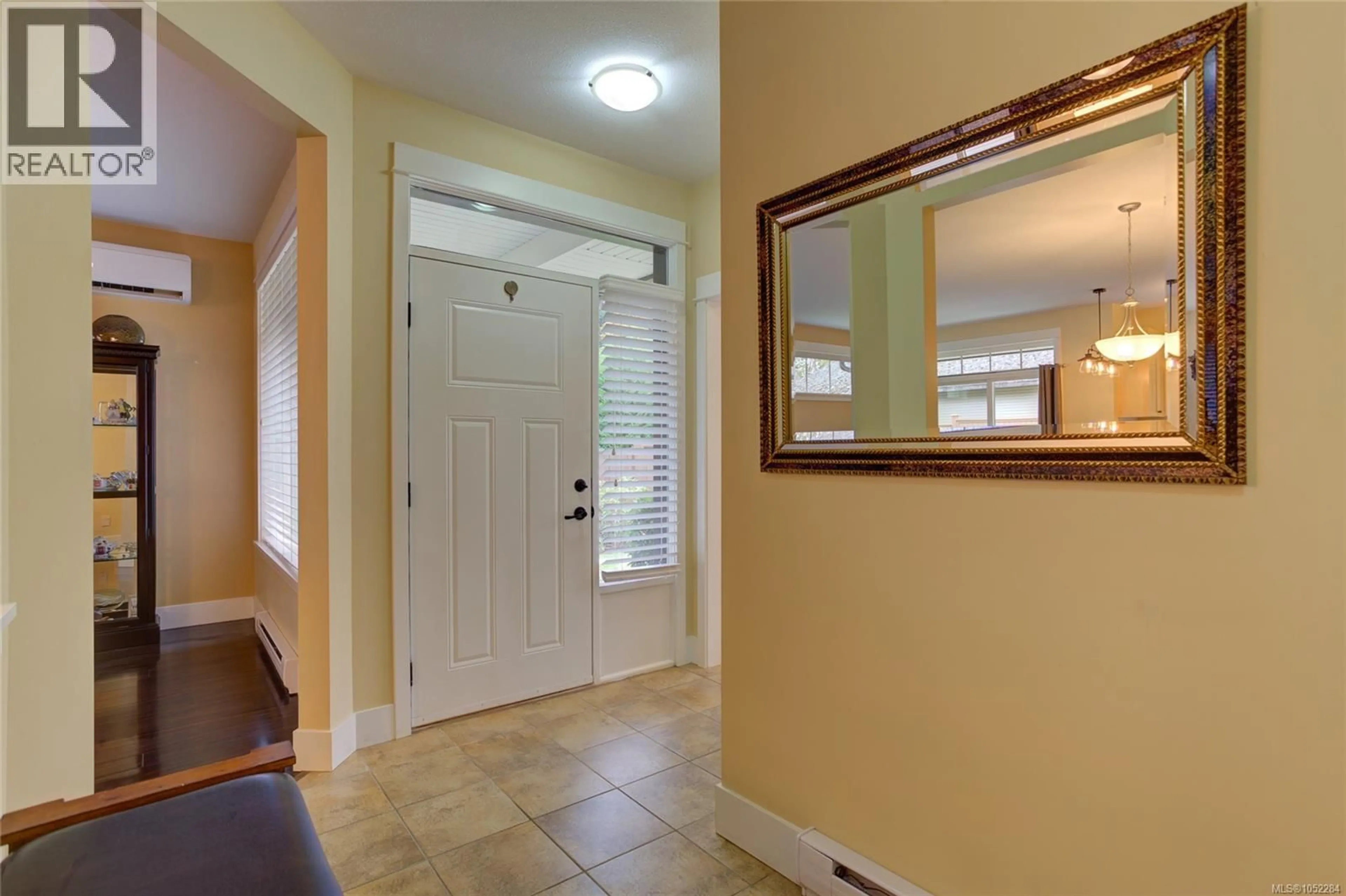 Indoor entryway for 21 - 300 GROSSKLEG WAY, Lake Cowichan British Columbia V0R2G0