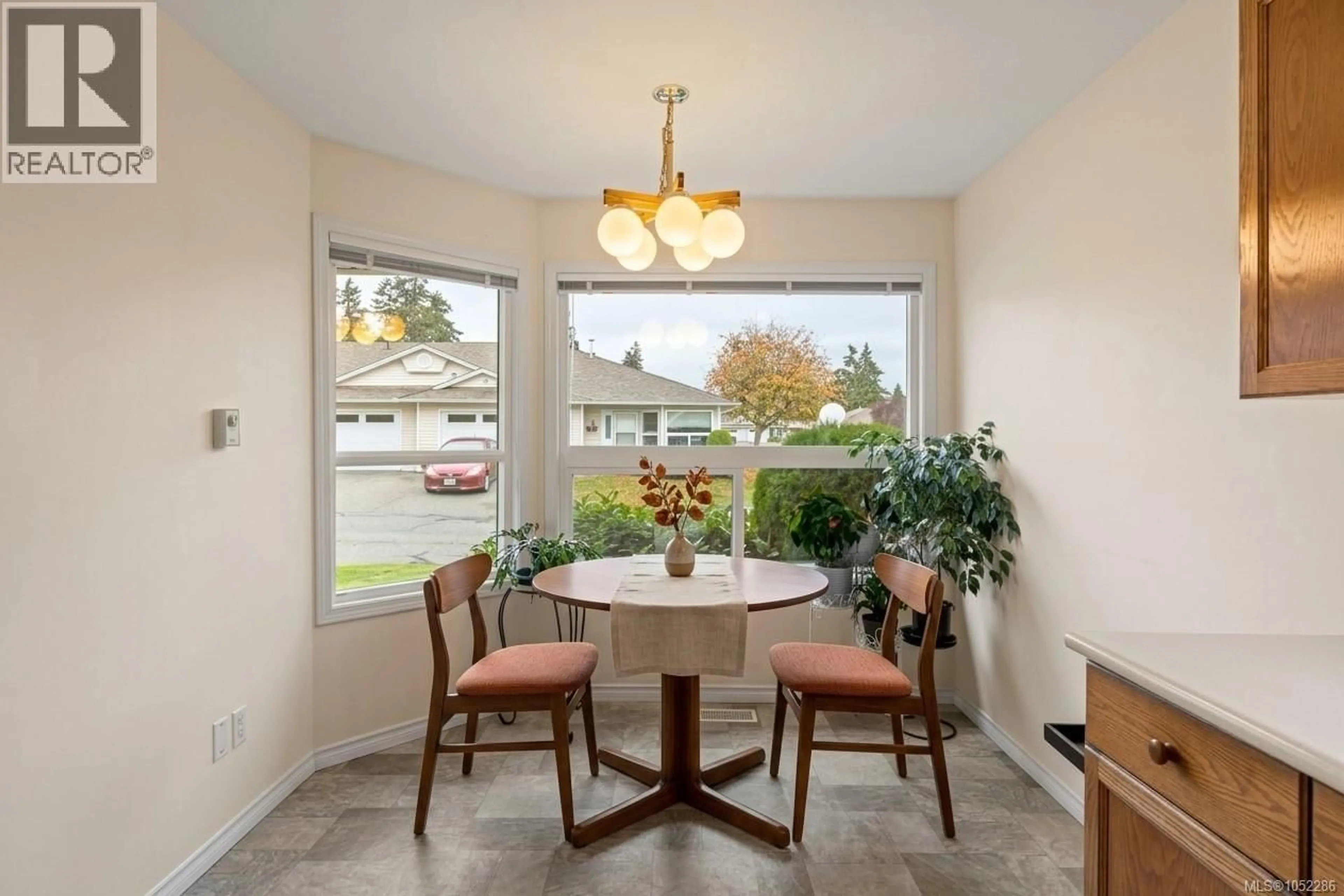 Dining room, ceramic/tile floor for 113 - 240 STANFORD AVENUE EAST, Parksville British Columbia V9P2K8