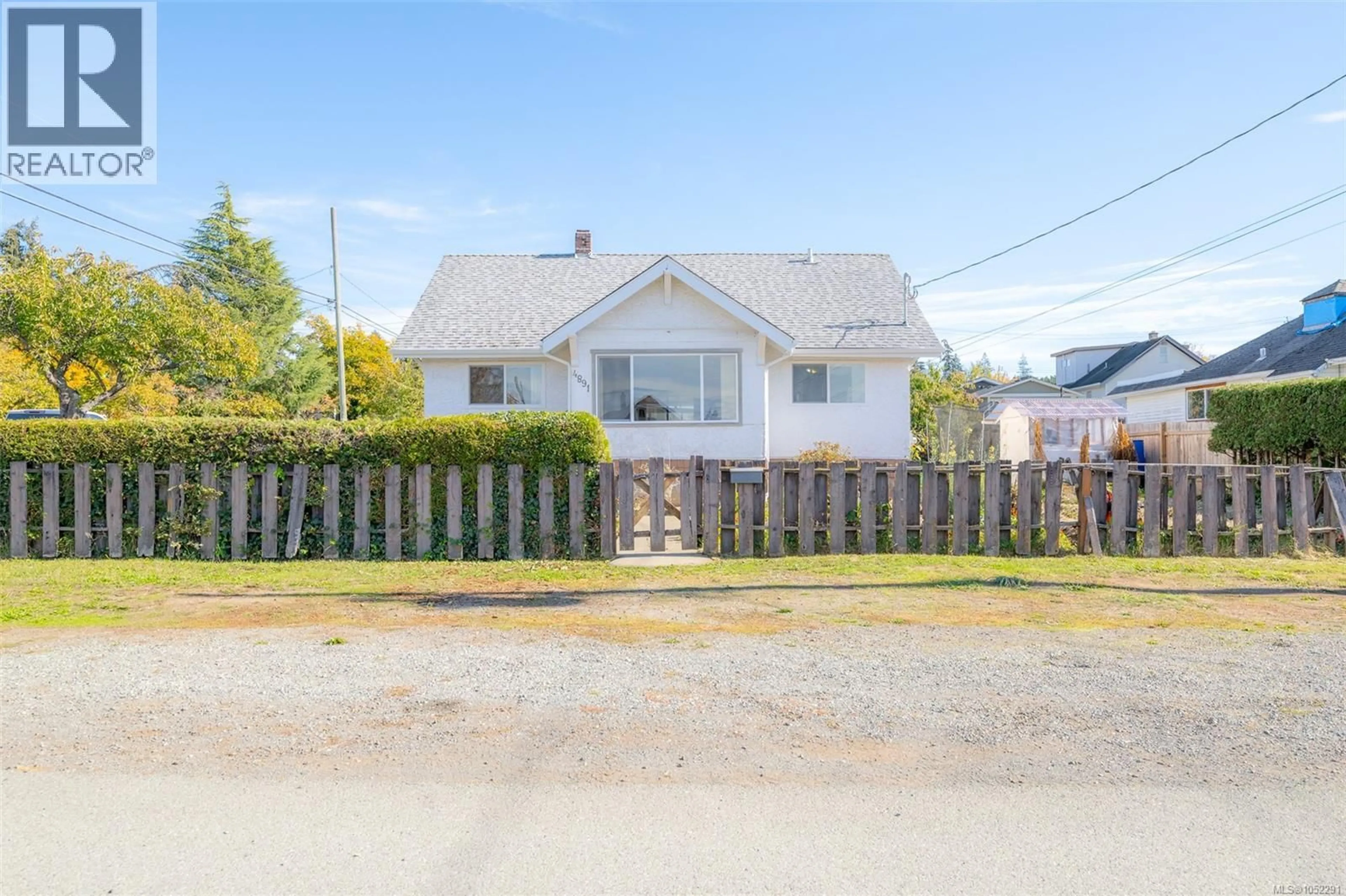 A pic from outside/outdoor area/front of a property/back of a property/a pic from drone, street for 4891 DAVID STREET, Port Alberni British Columbia V9Y6P3