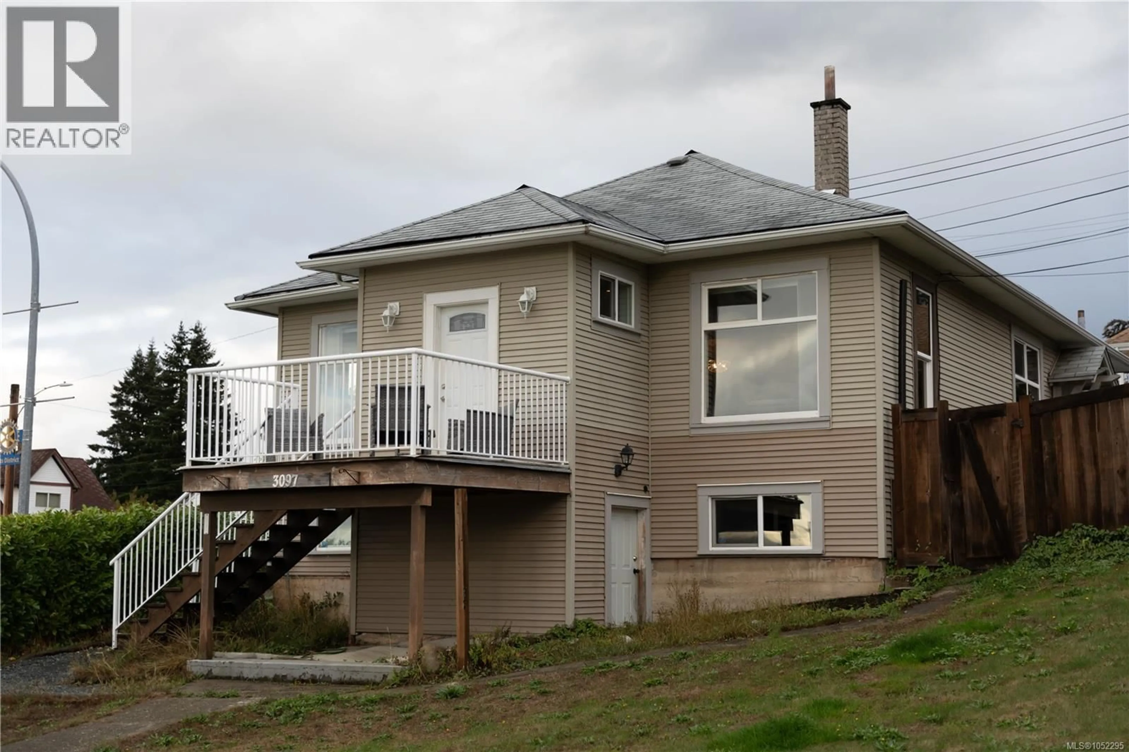 Home with vinyl exterior material, building for 3097 6TH AVENUE, Port Alberni British Columbia V9Y2G8