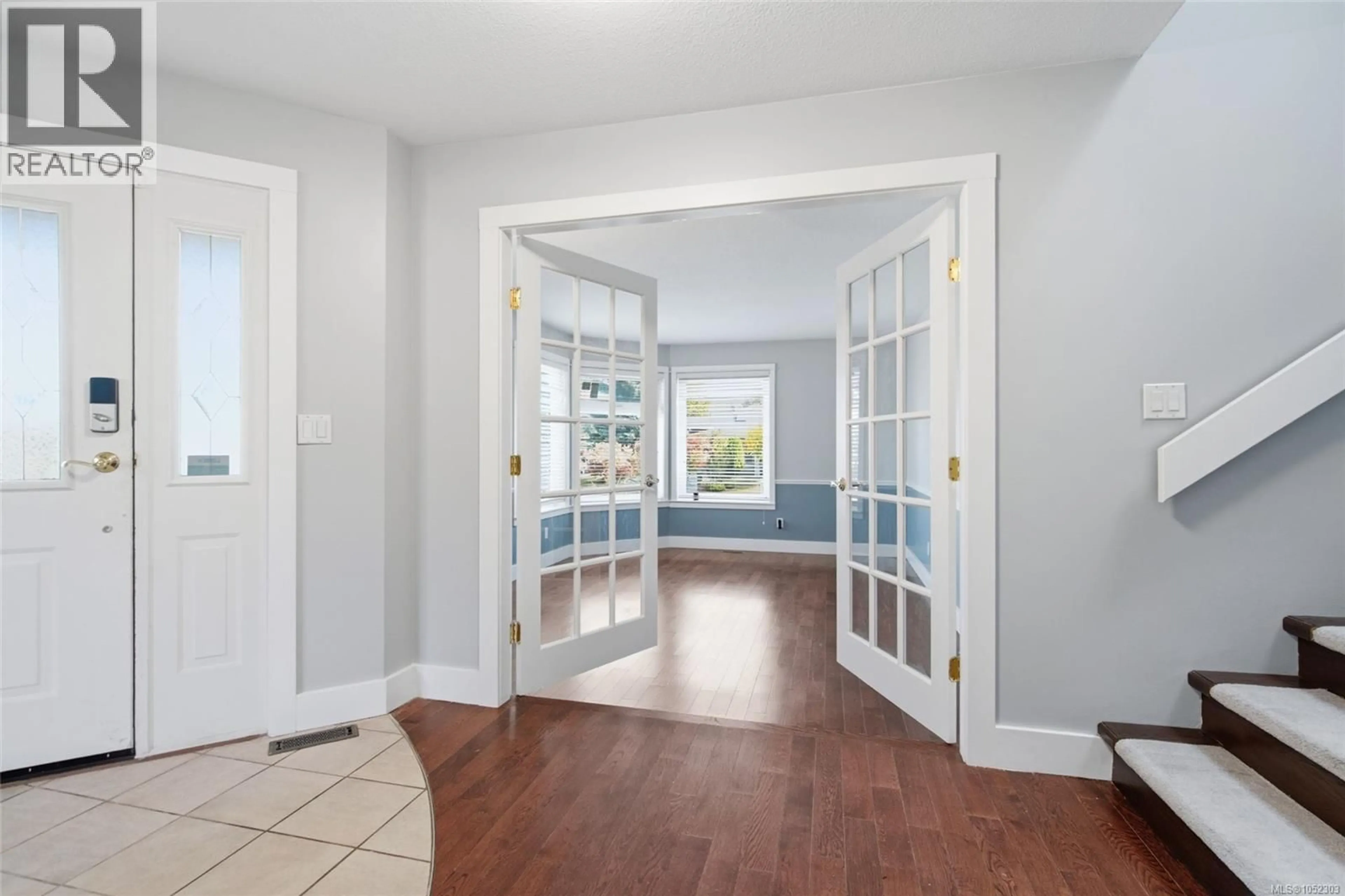 Indoor entryway for 5999 CATHEDRAL CRESCENT, Nanaimo British Columbia V9T6B1