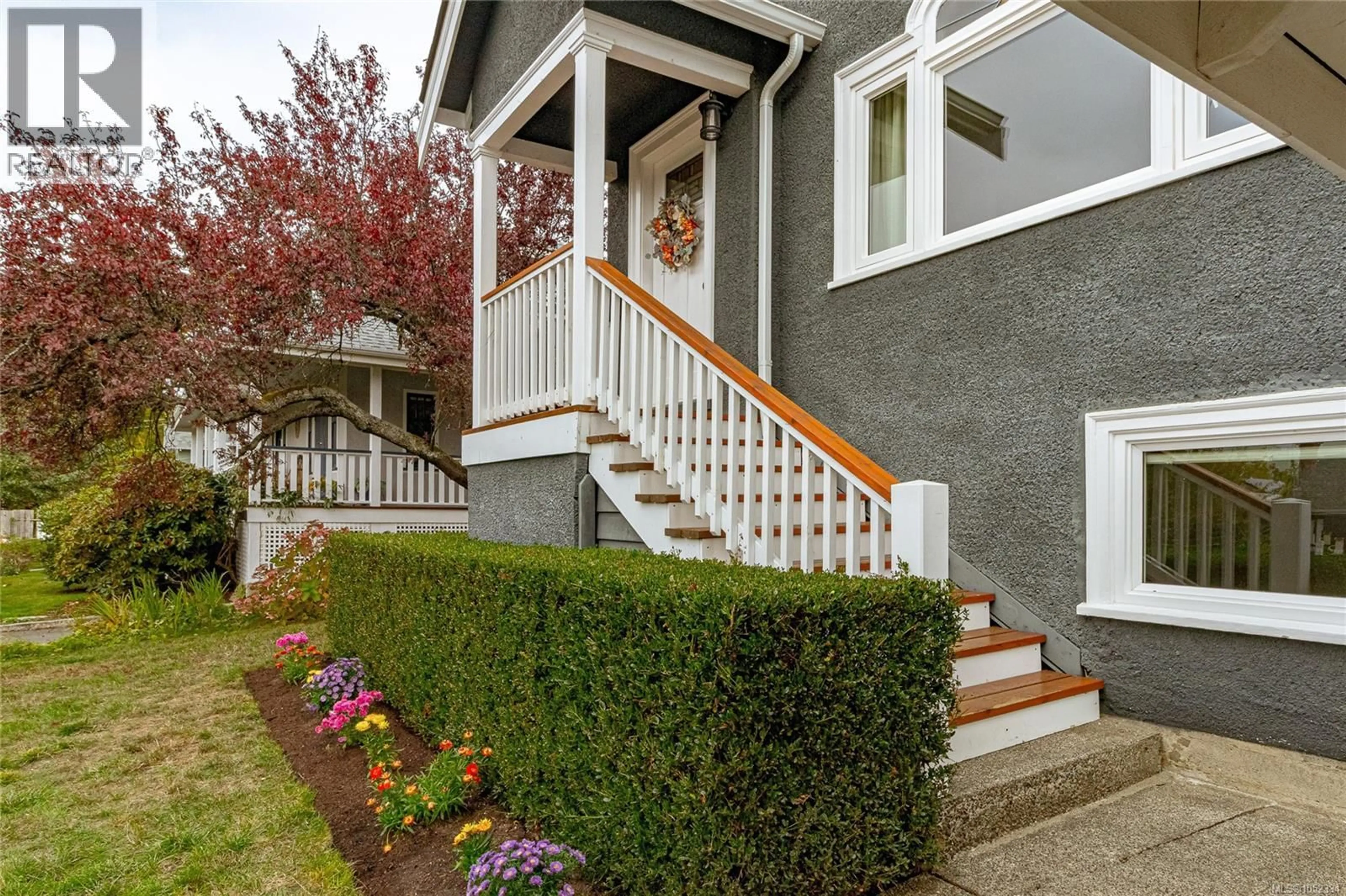 Unknown for 3721 CRAIGMILLAR AVENUE, Saanich British Columbia V8P3H2