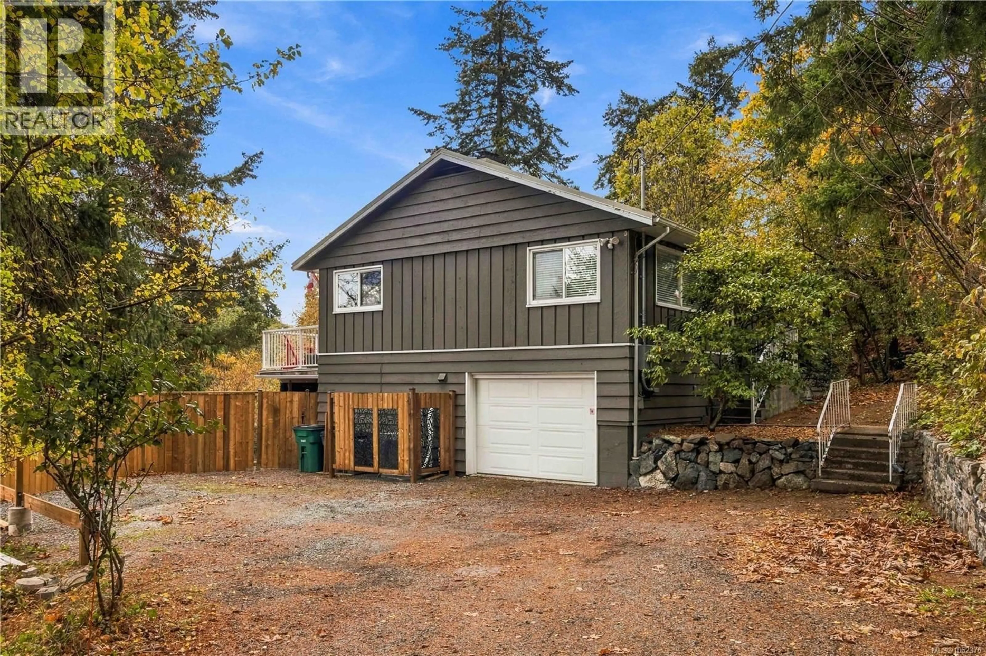 Unknown for 1025 GREENRIDGE CRESCENT, Saanich British Columbia V8X3B8