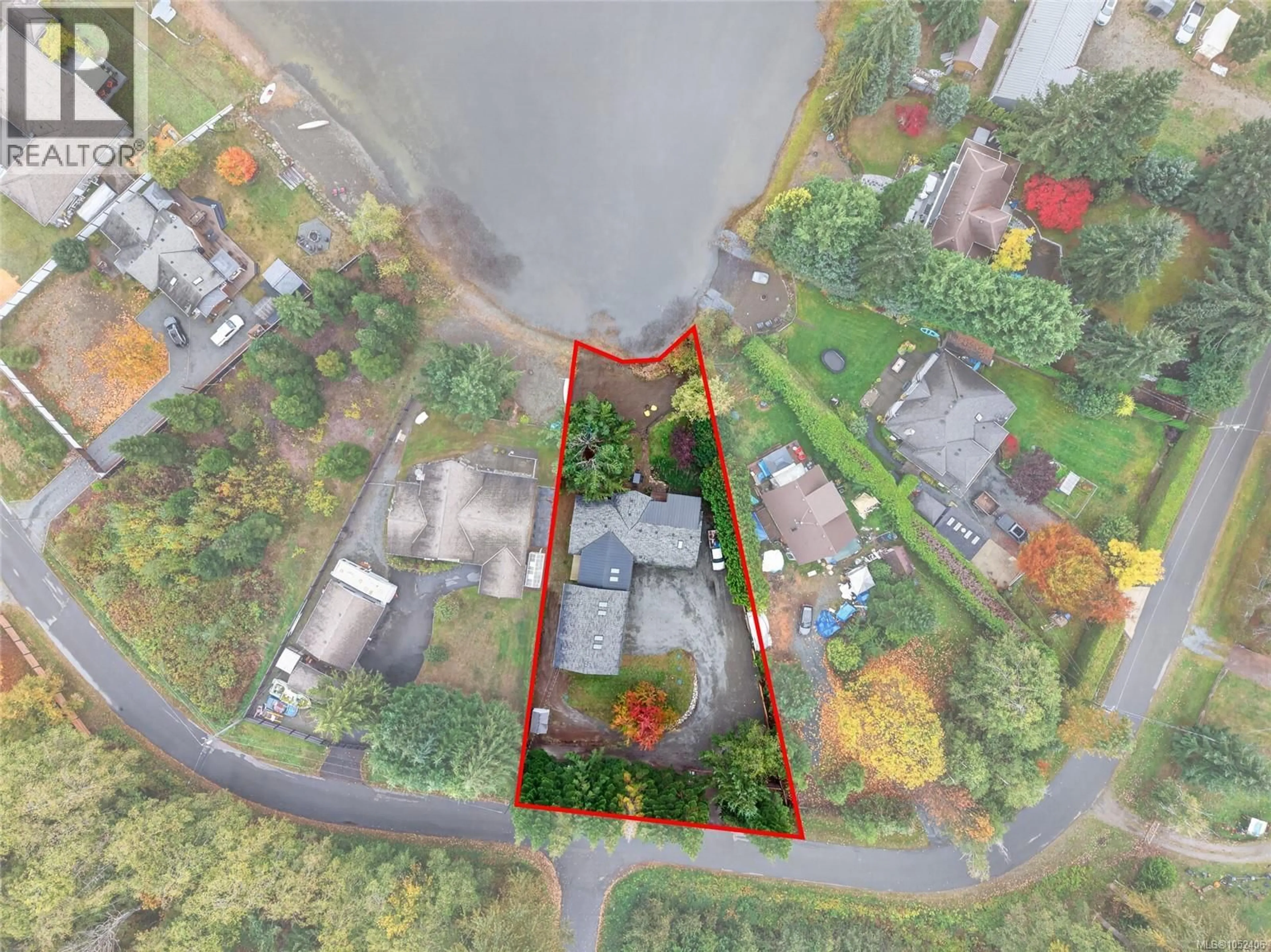 A pic from outside/outdoor area/front of a property/back of a property/a pic from drone, unknown for 9500 MARTIN PARK DRIVE, Black Creek British Columbia V9J1C4