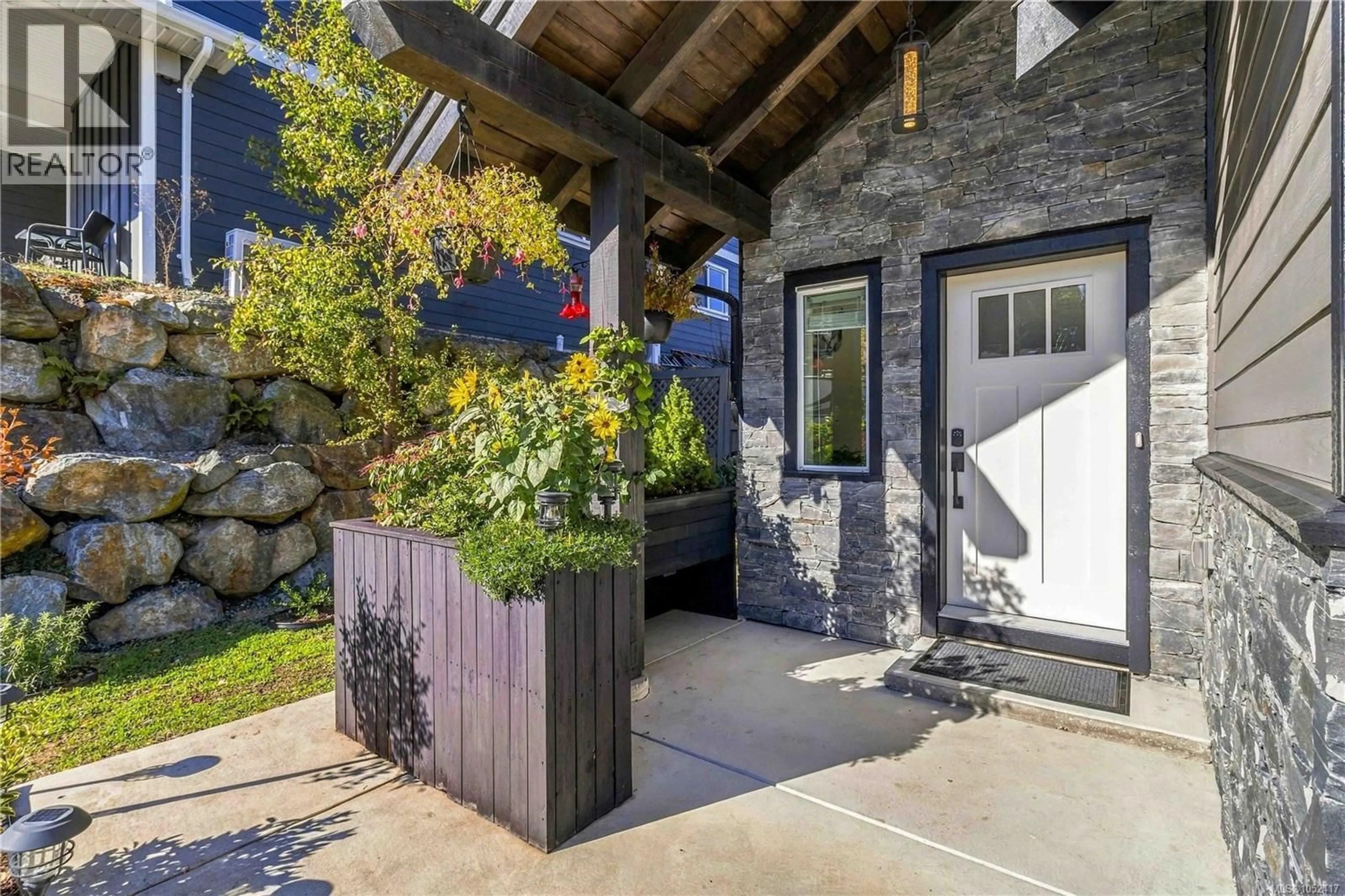 Indoor entryway for 6908 BLANCHARD ROAD, Sooke British Columbia V9Z1P2