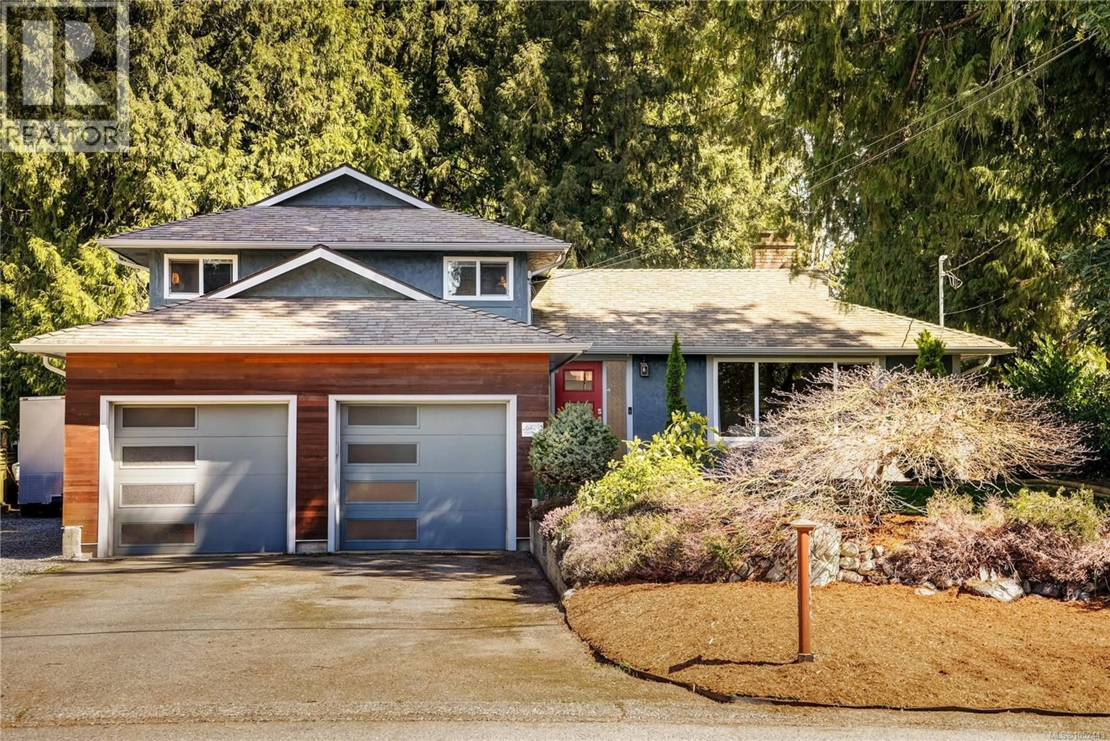 Home with vinyl exterior material, street for 6429 RODOLPH ROAD, Central Saanich British Columbia V8Z5W3