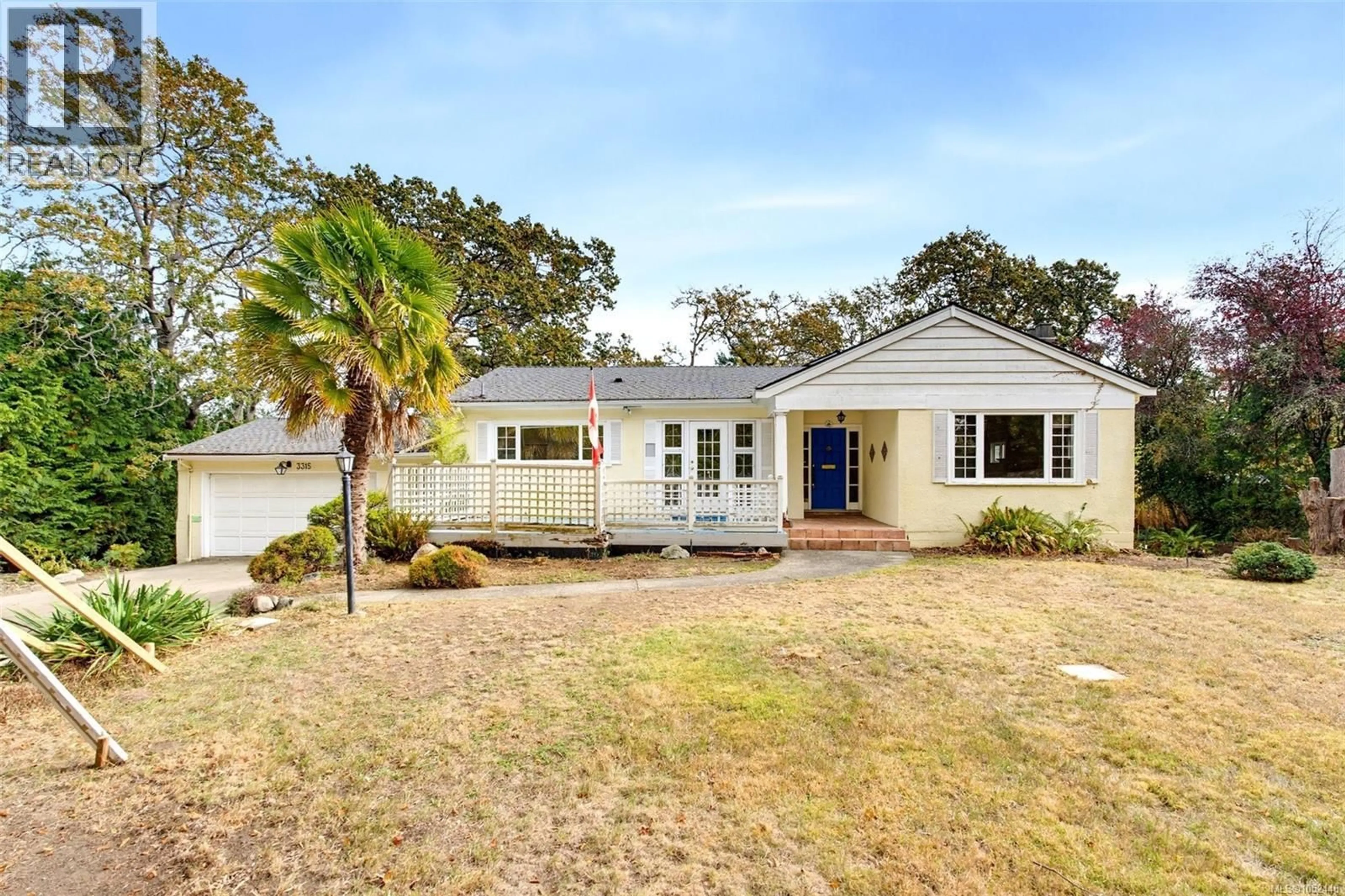 Home with vinyl exterior material, street for 3315 RIPON ROAD, Oak Bay British Columbia V8R6G6