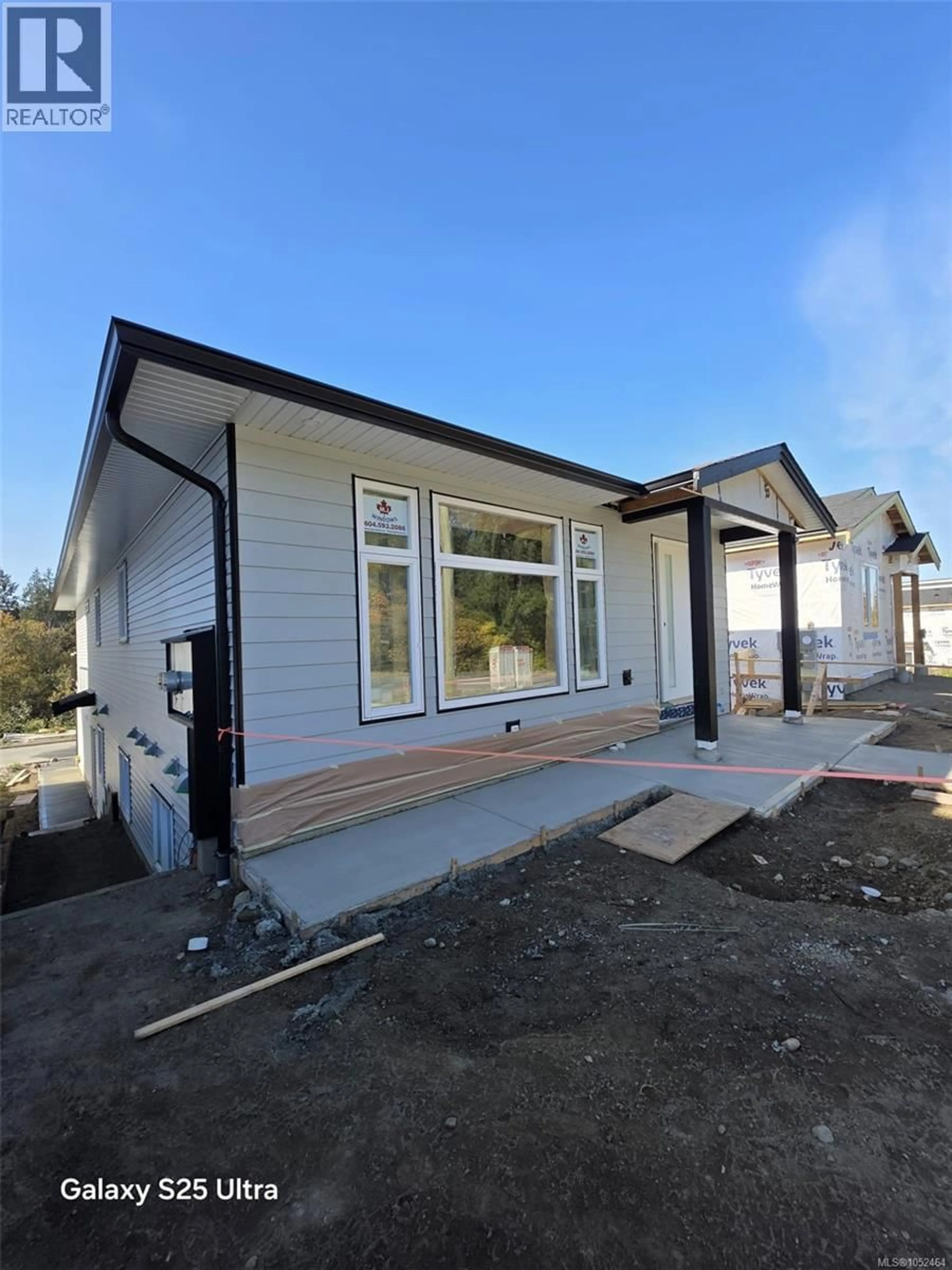 Home with vinyl exterior material, building for 905 OLD VICTORIA ROAD, Nanaimo British Columbia V9R5Z9