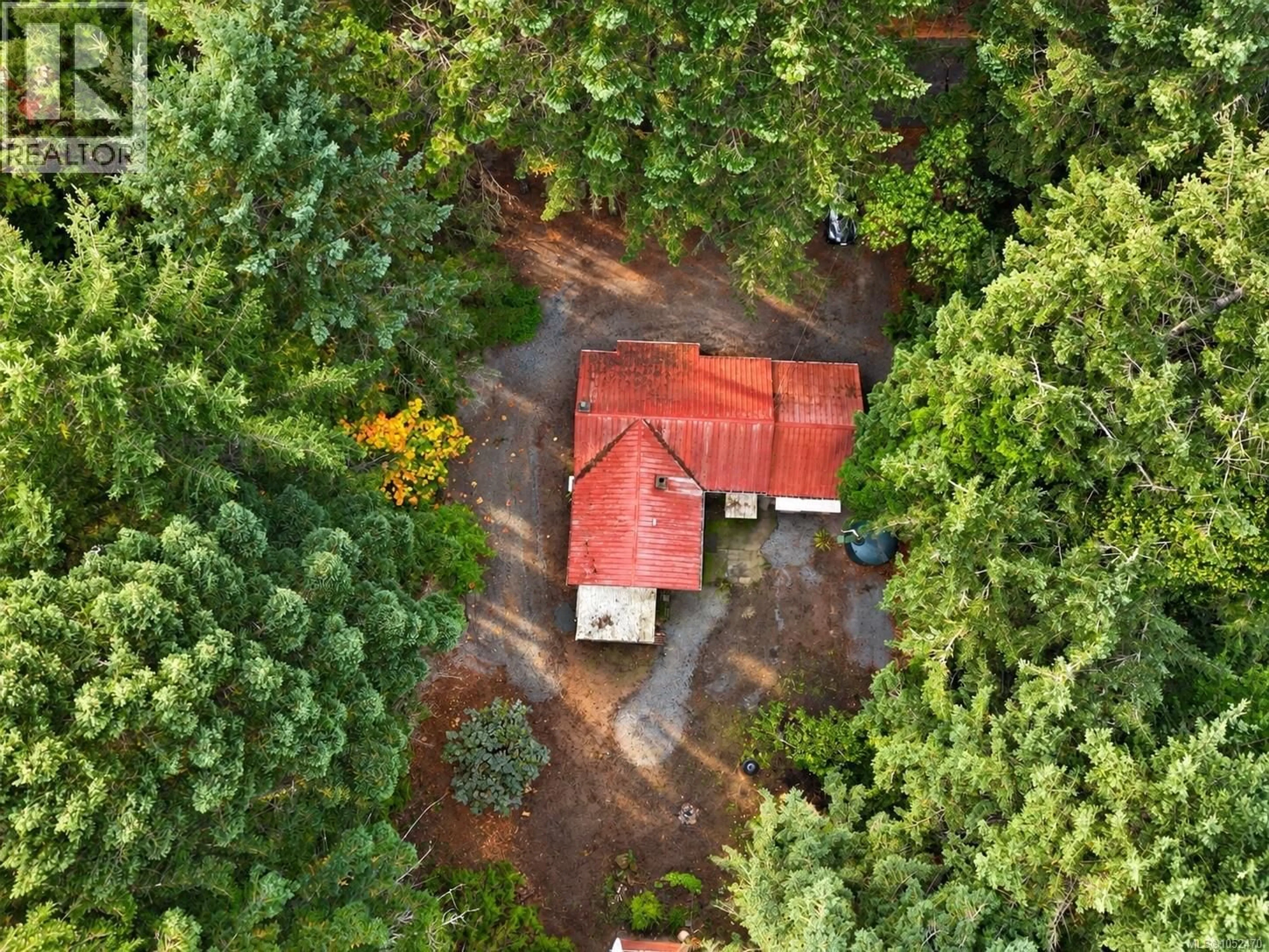 A pic from outside/outdoor area/front of a property/back of a property/a pic from drone, forest/trees view for 375 DECOURCY DRIVE, Gabriola Island British Columbia V0R1X1