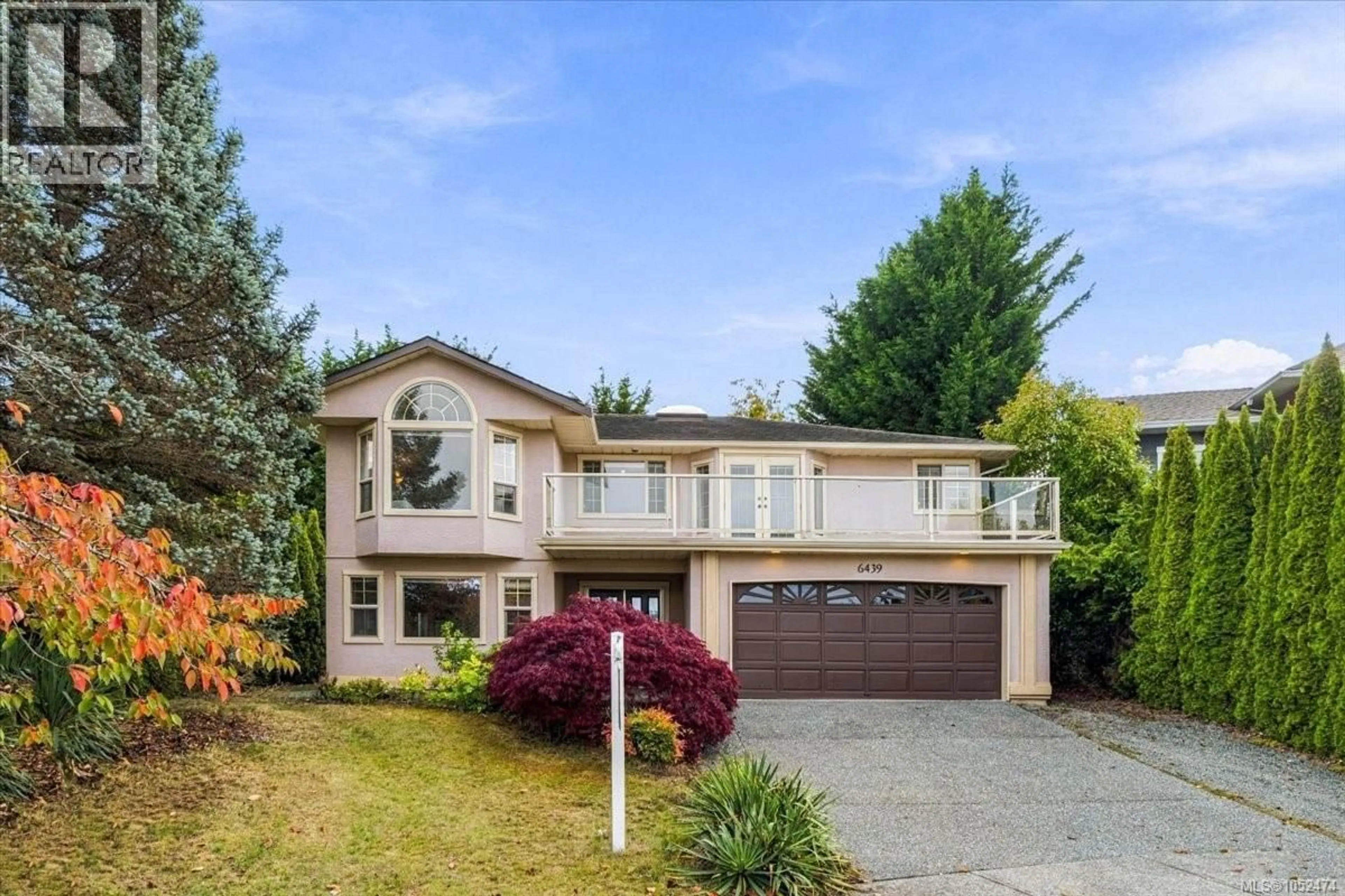 Home with vinyl exterior material, street for 6439 NIDRI PLACE, Nanaimo British Columbia V9V1N6